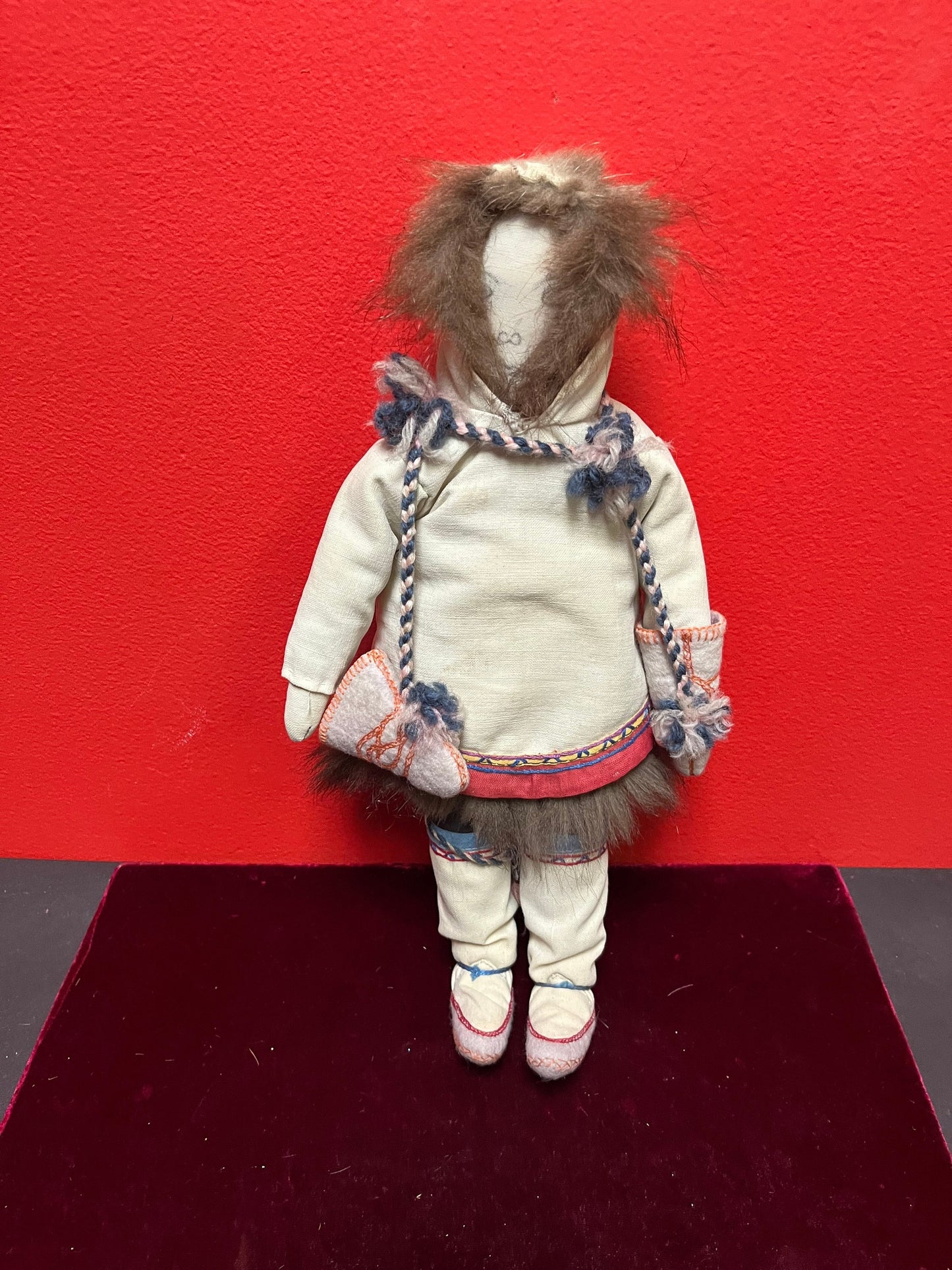 12 inch tall cloth and fur Canadian inuit Eskimo doll  antique in very good condition  beautiful piece