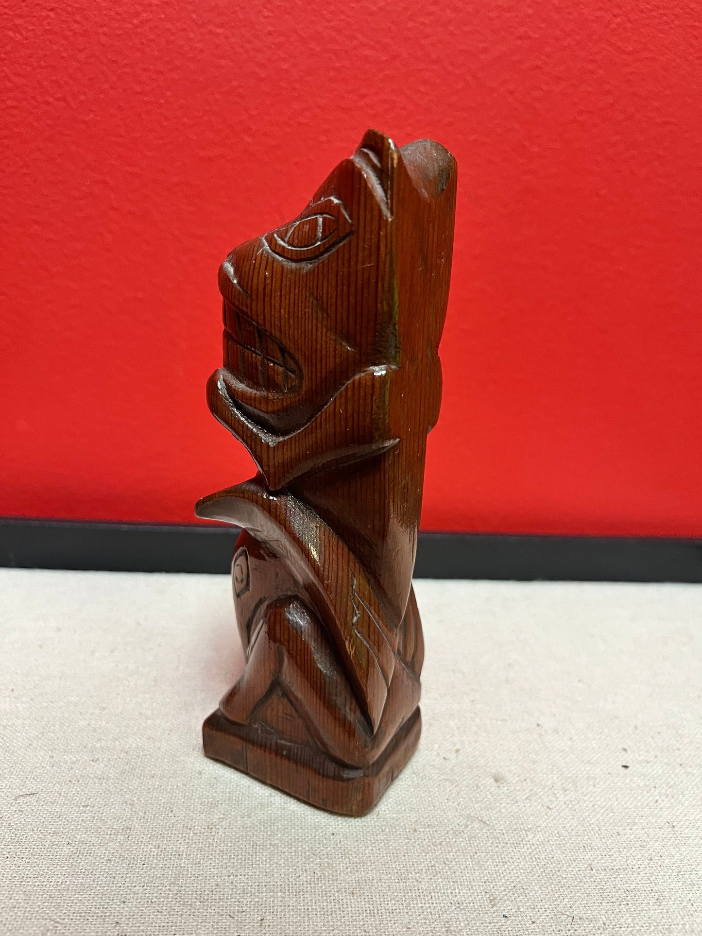 A  7 inch beautiful indigenous first nations pacific northwest coast carved wooden beaver  lovely primitive example