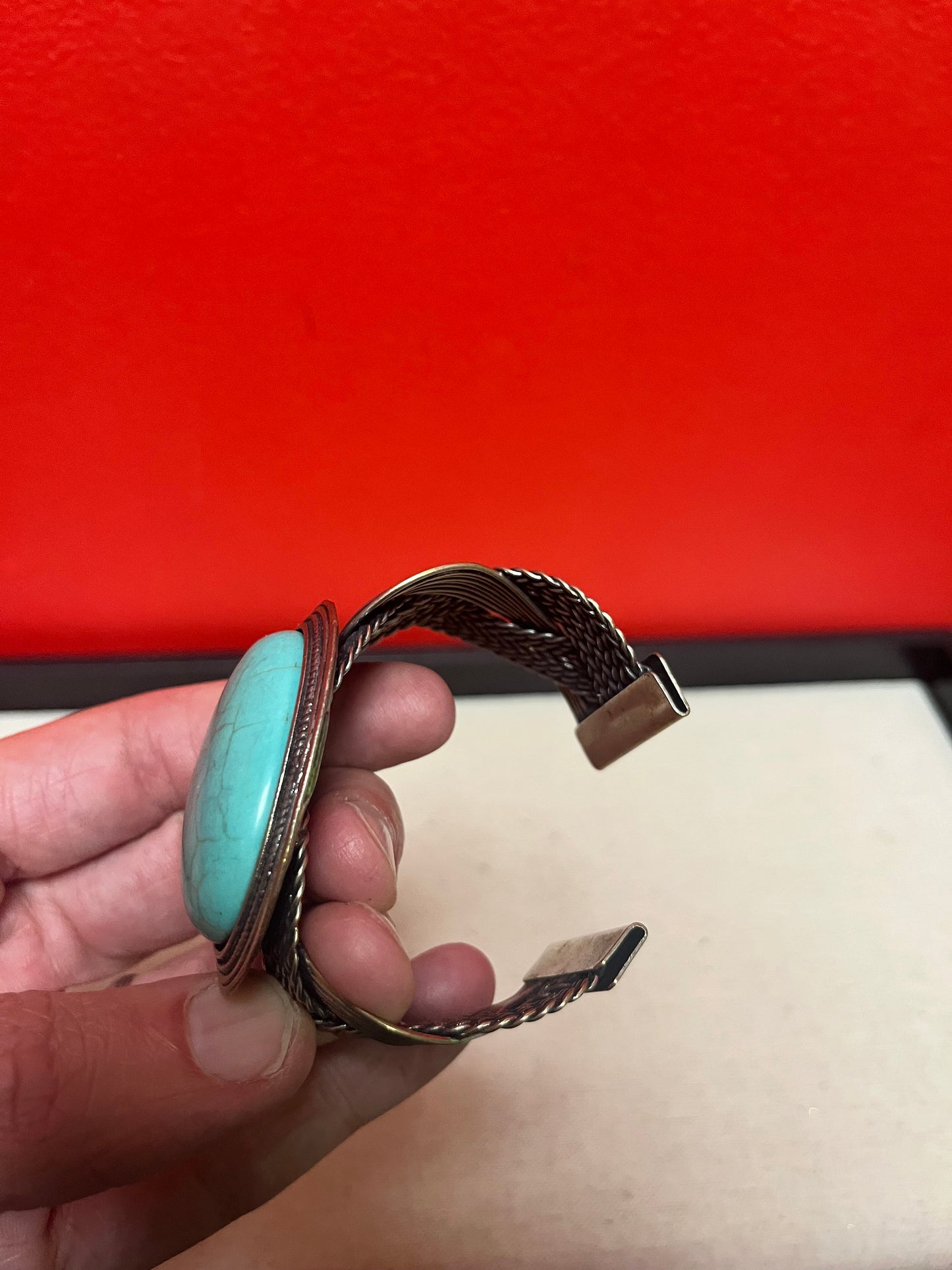 Stunning 2 1/2 inch wide unmarked Navajo silver and giant turquoise bracelet  beautiful gift  wow  28 grams