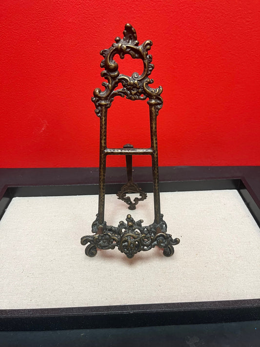 Stunning 10 by 4 inch wide bronze antique easel