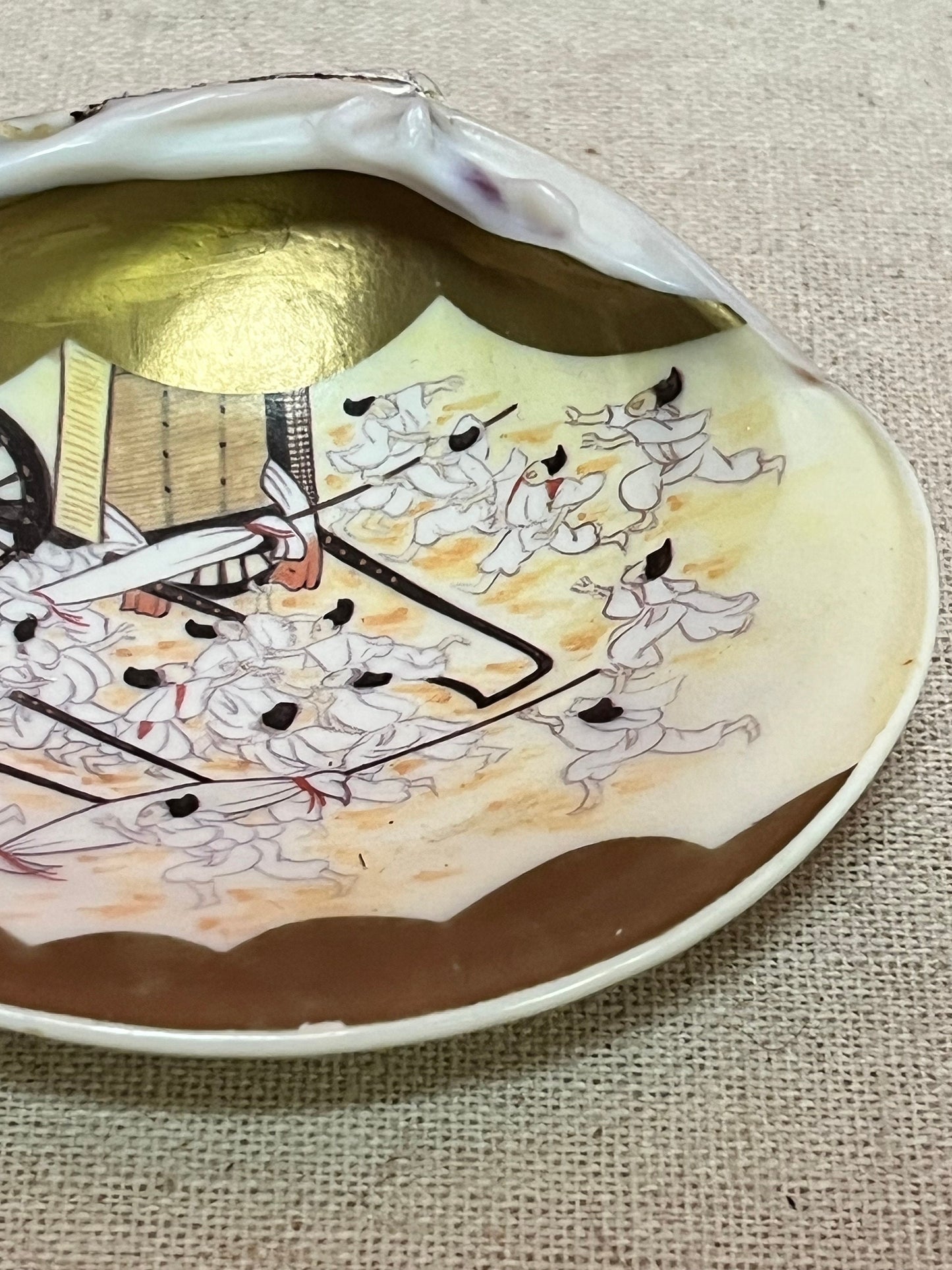 3.5 inch lovely Japanese hand painted oyster shell.