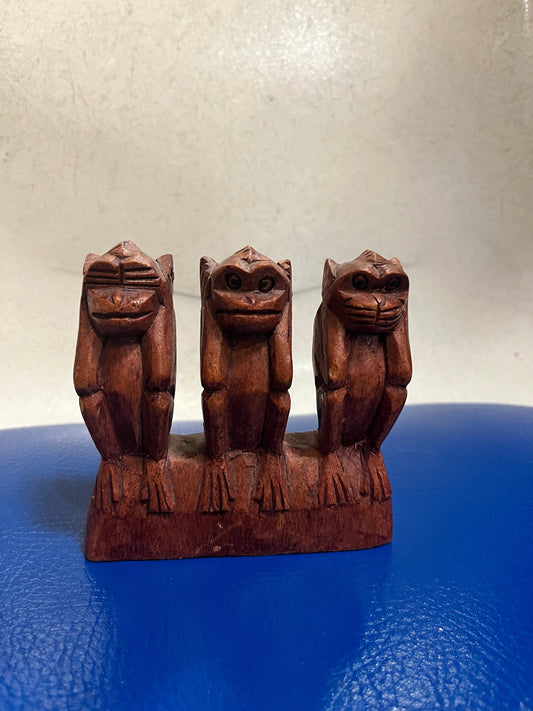 Lovely 4 x 4, inch vintage wooden monkeys  See no speak no hear no evil  great gift