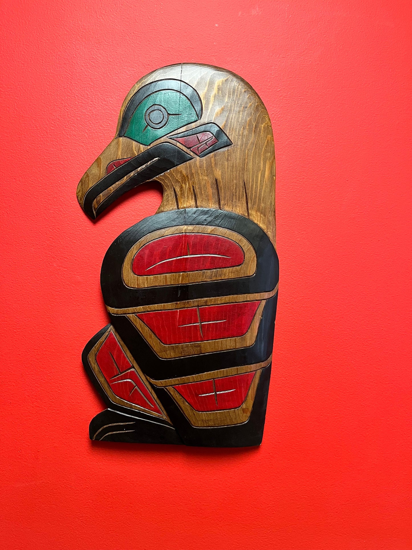 Fabulous 20 x 10“ wide indigenous first nations Pacific Northwest coast Eagle plaque  signed with a small crack on back of head -
