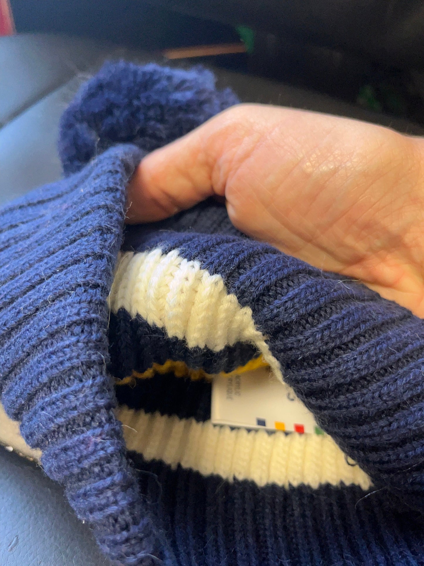 Amazing Hudson Bay Company HBC toque hat  brand new  iconic Canadian  great gift  one size fits all