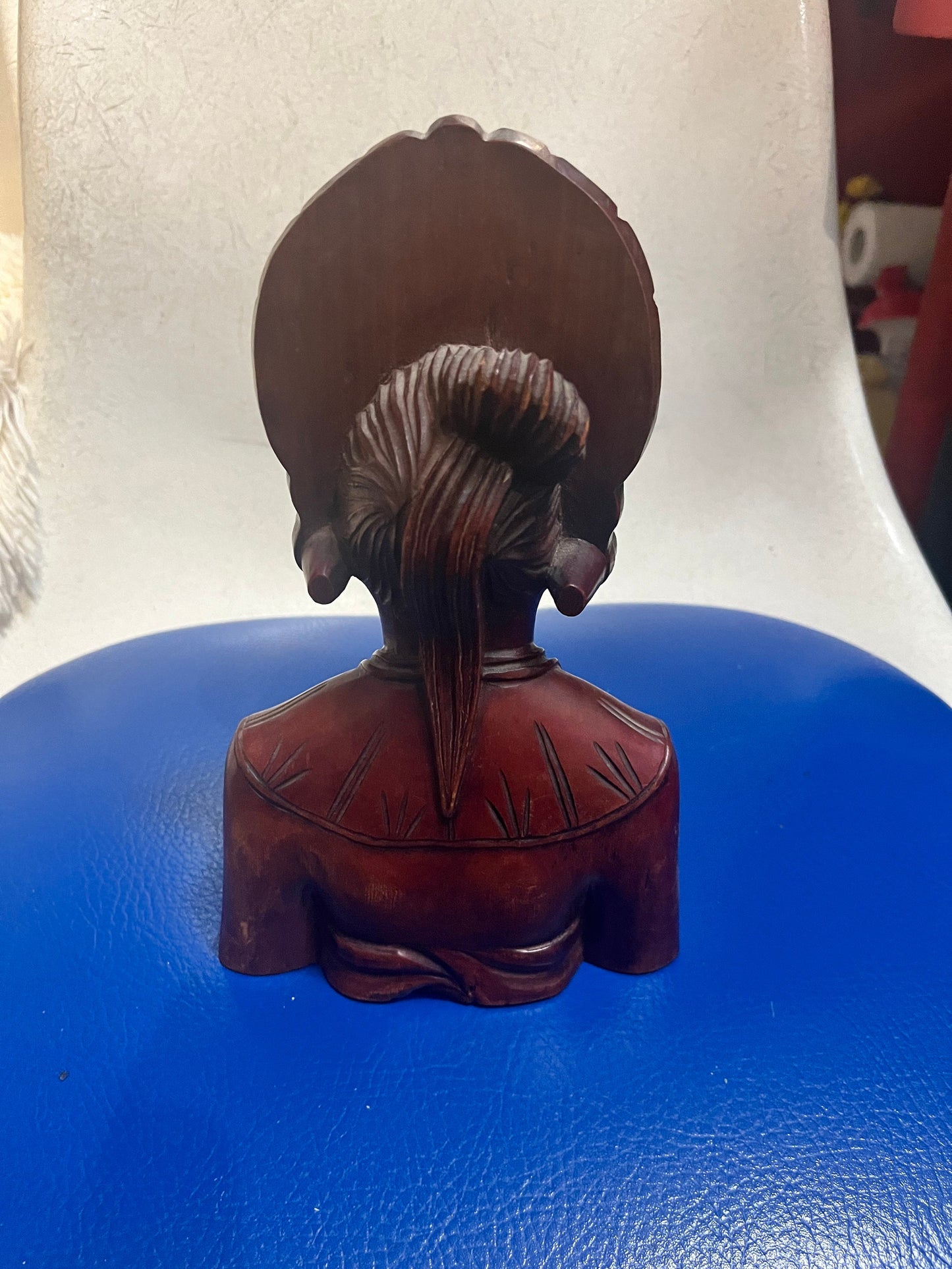 10 inch high Balinese singer janger carved bust
