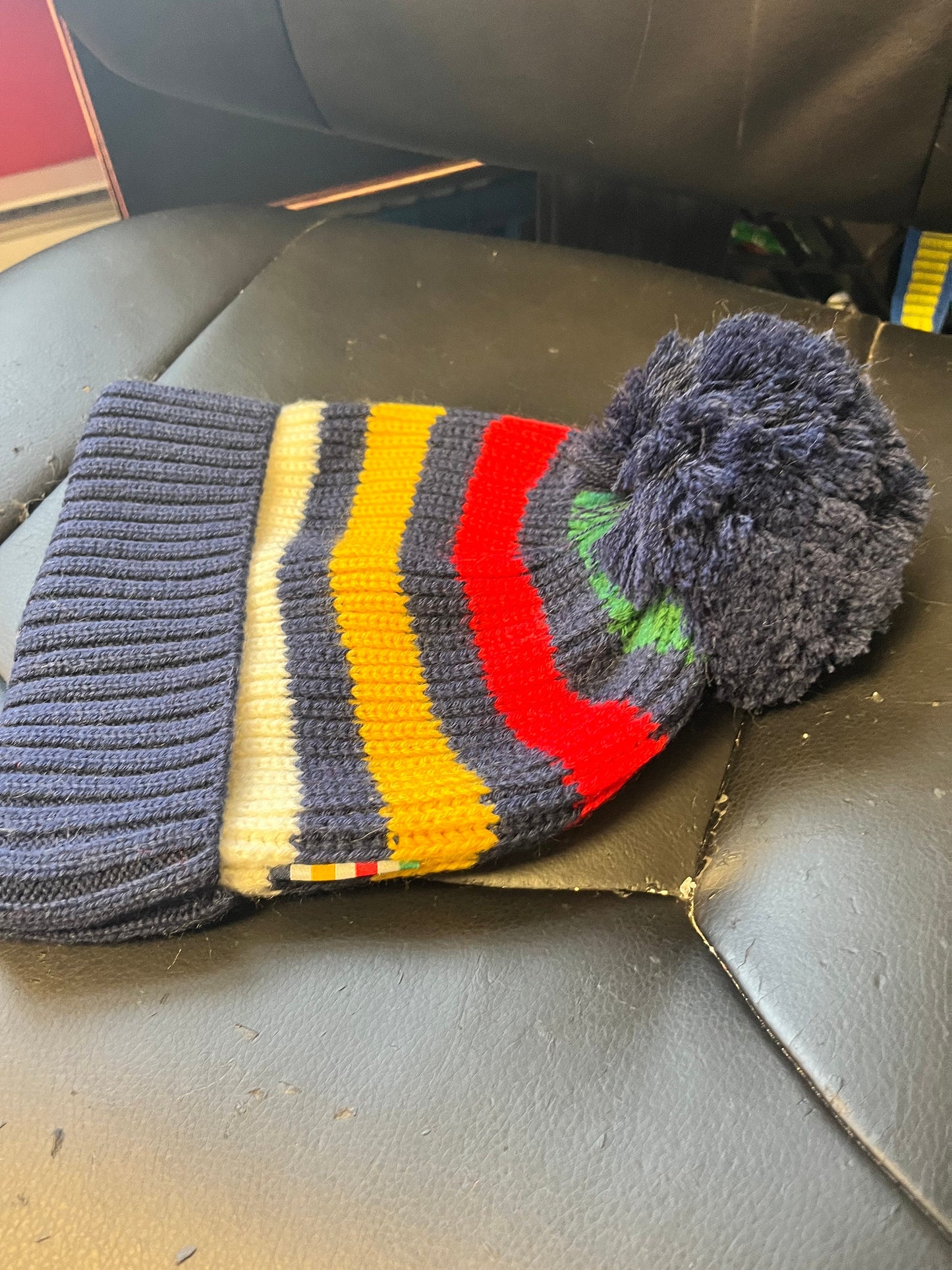 Amazing Hudson Bay Company HBC toque hat  brand new  iconic Canadian  great gift  one size fits all