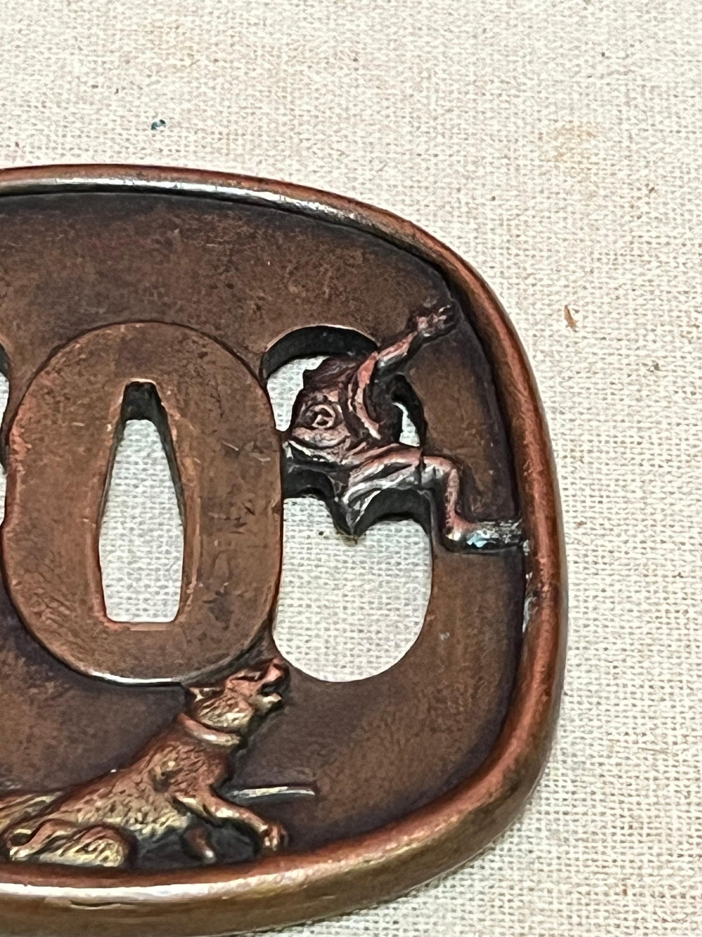 Stunning 3 inch Japanese bronze samurai Tsuba  great imagery  signed and in good condition  from important collection