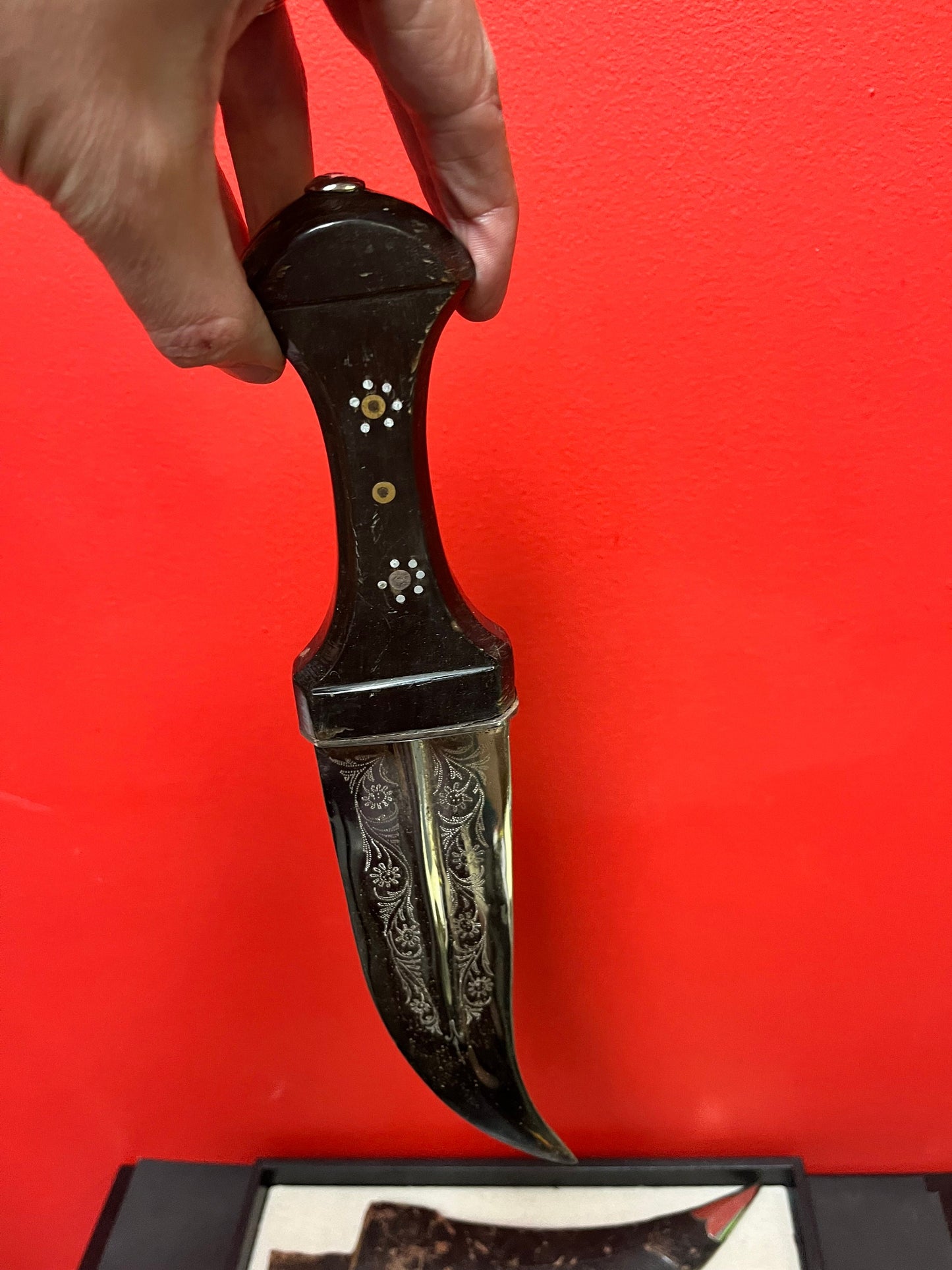 Stunning 14 inch long authentic Ghurka knife in original sheaf  wonderful detailed decoration  wow piece