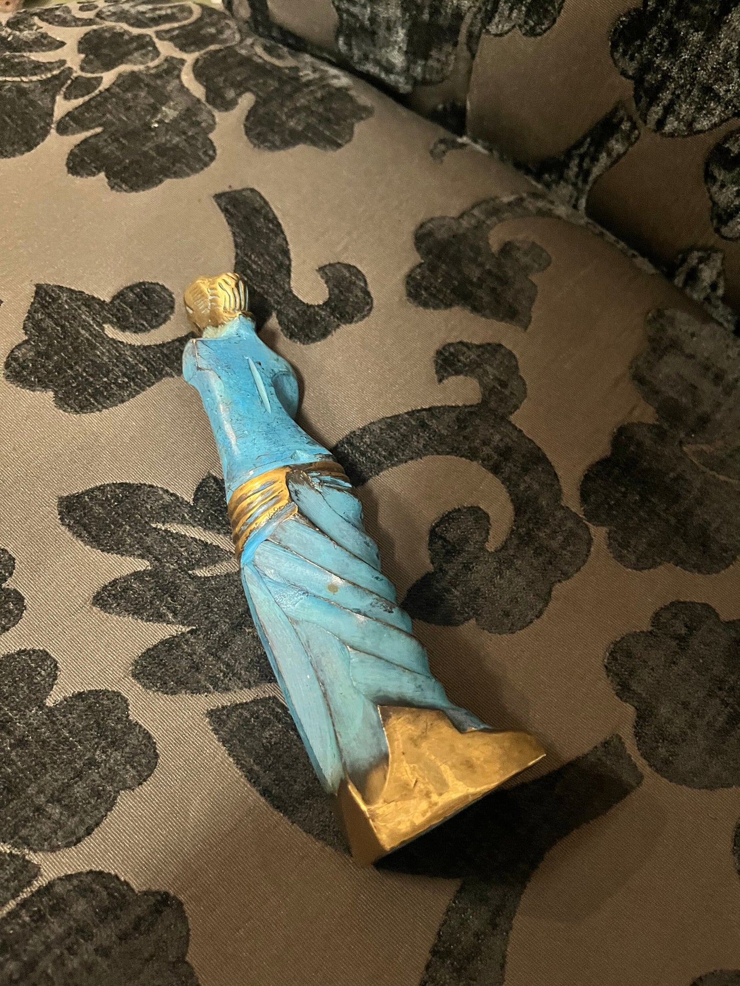 Lovely 7 inch tall bronze Greek Venus statue