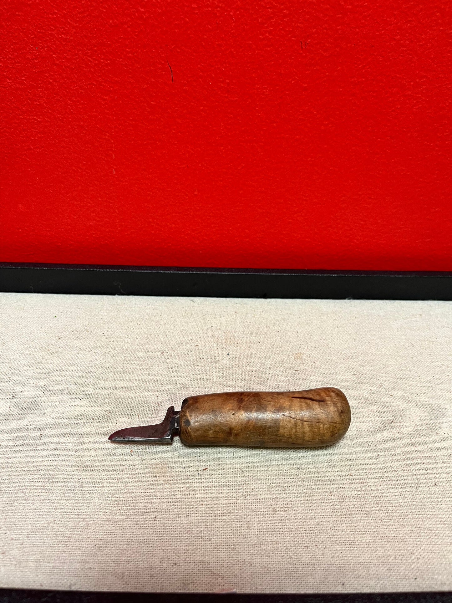 A Stunning museum quality 4 1/2 inch long authentic indigenous first nations carving tool  wow