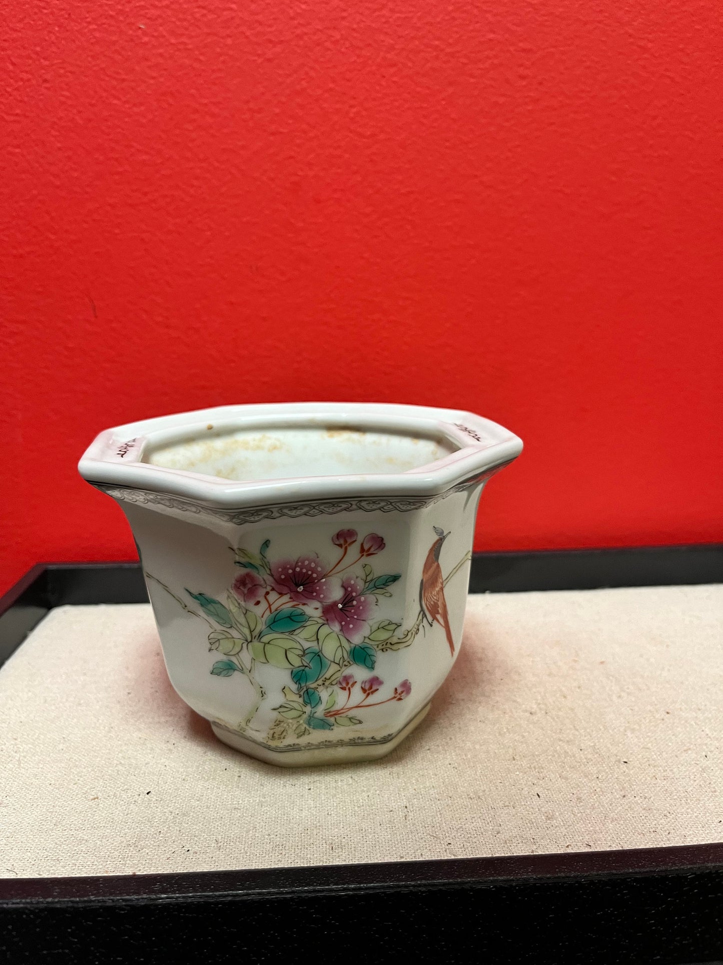 5 x 4“ high Chinese signed porcelain plant pot great condition