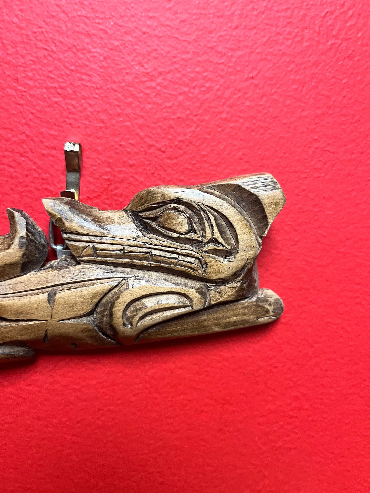Beautiful 6.5 inch indigenous first nations, Pacific Northwest coast Cedar Wolf plaque by Clara August  great detail