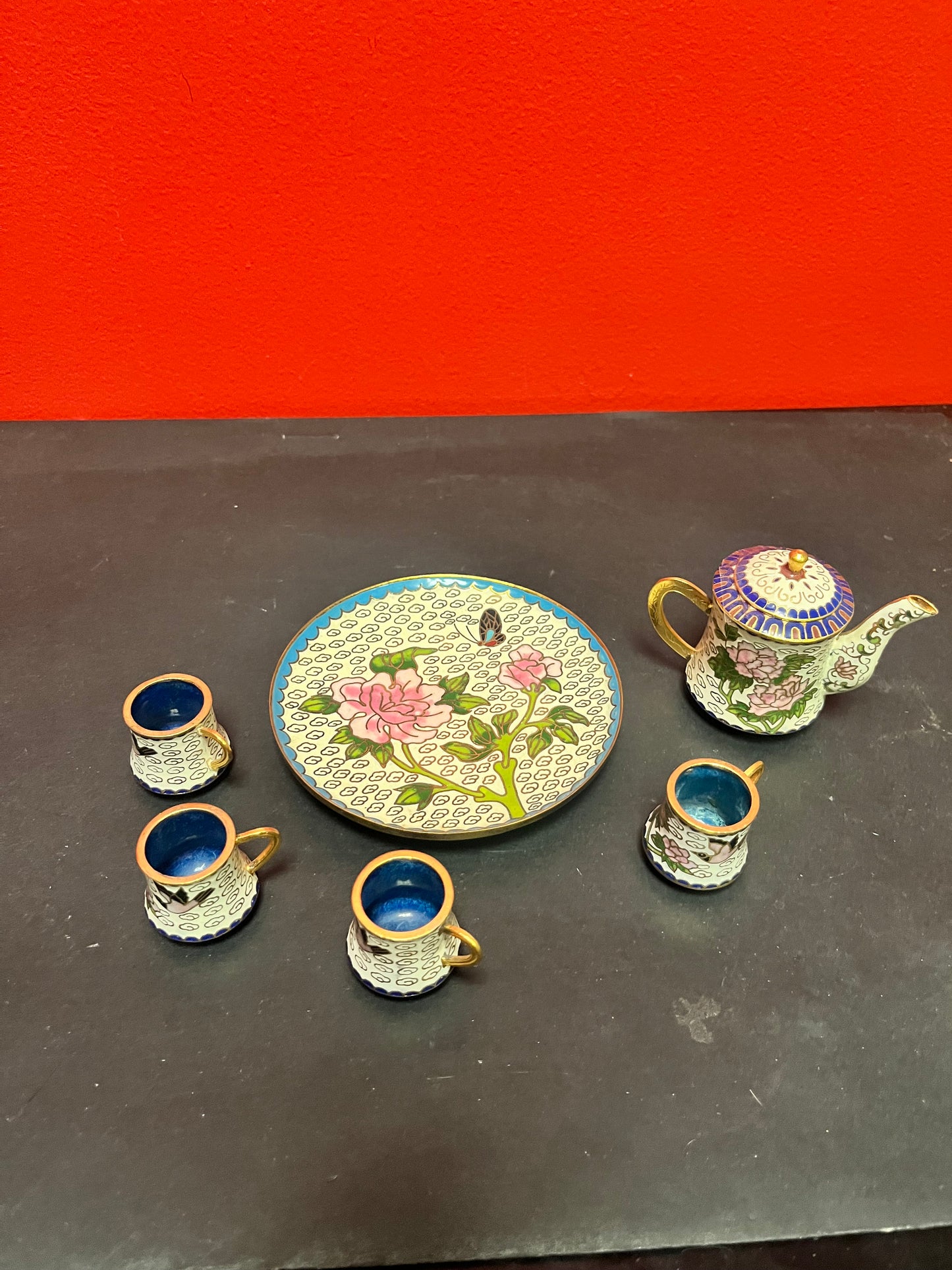Six piece miniature cloisonné tea-set in mint condition  nice group  value priced