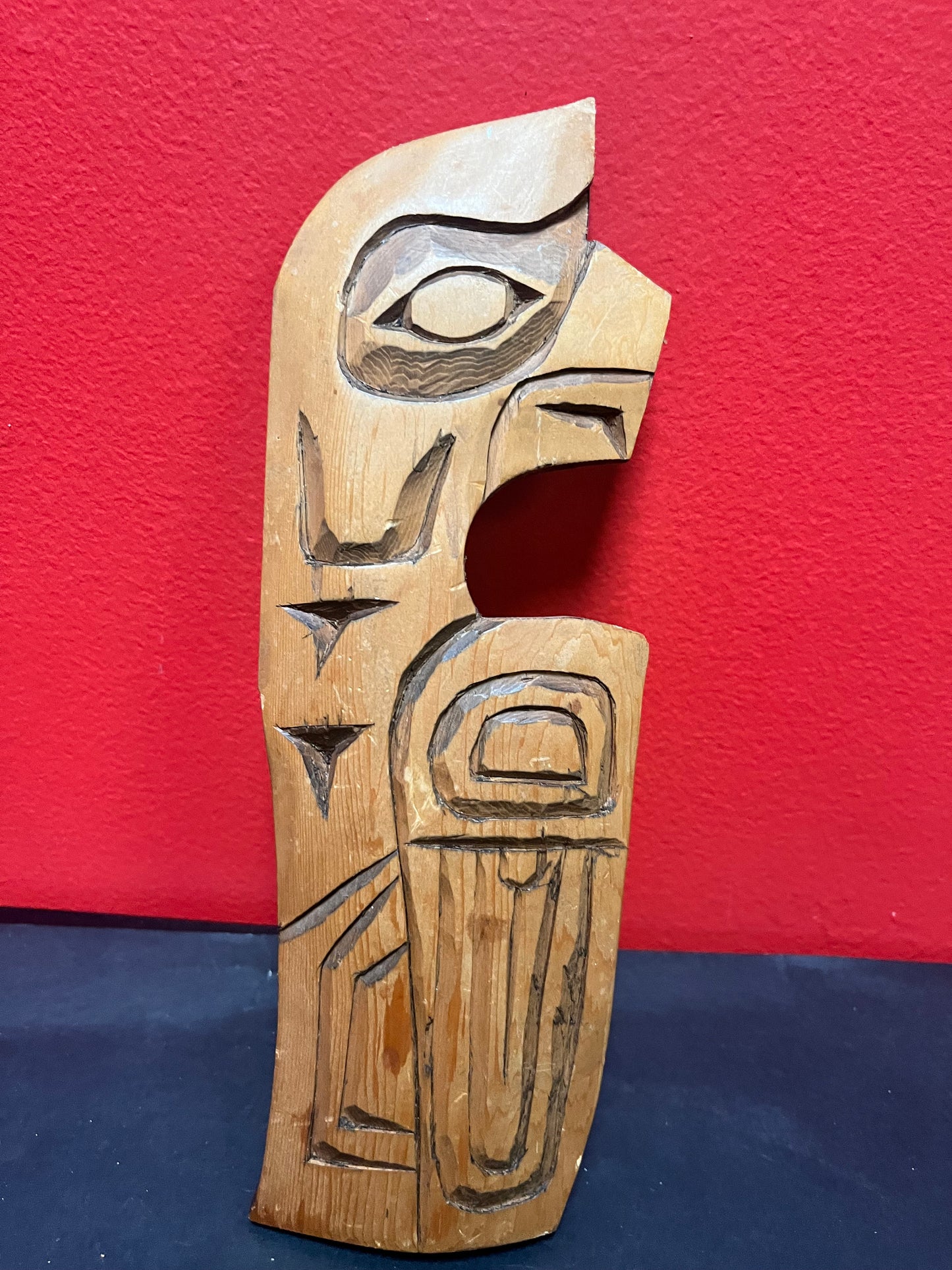 10 inch tall, indigenous, first nations, Pacific Northwest Coast Eagle  plaque Good value and needs a hanger