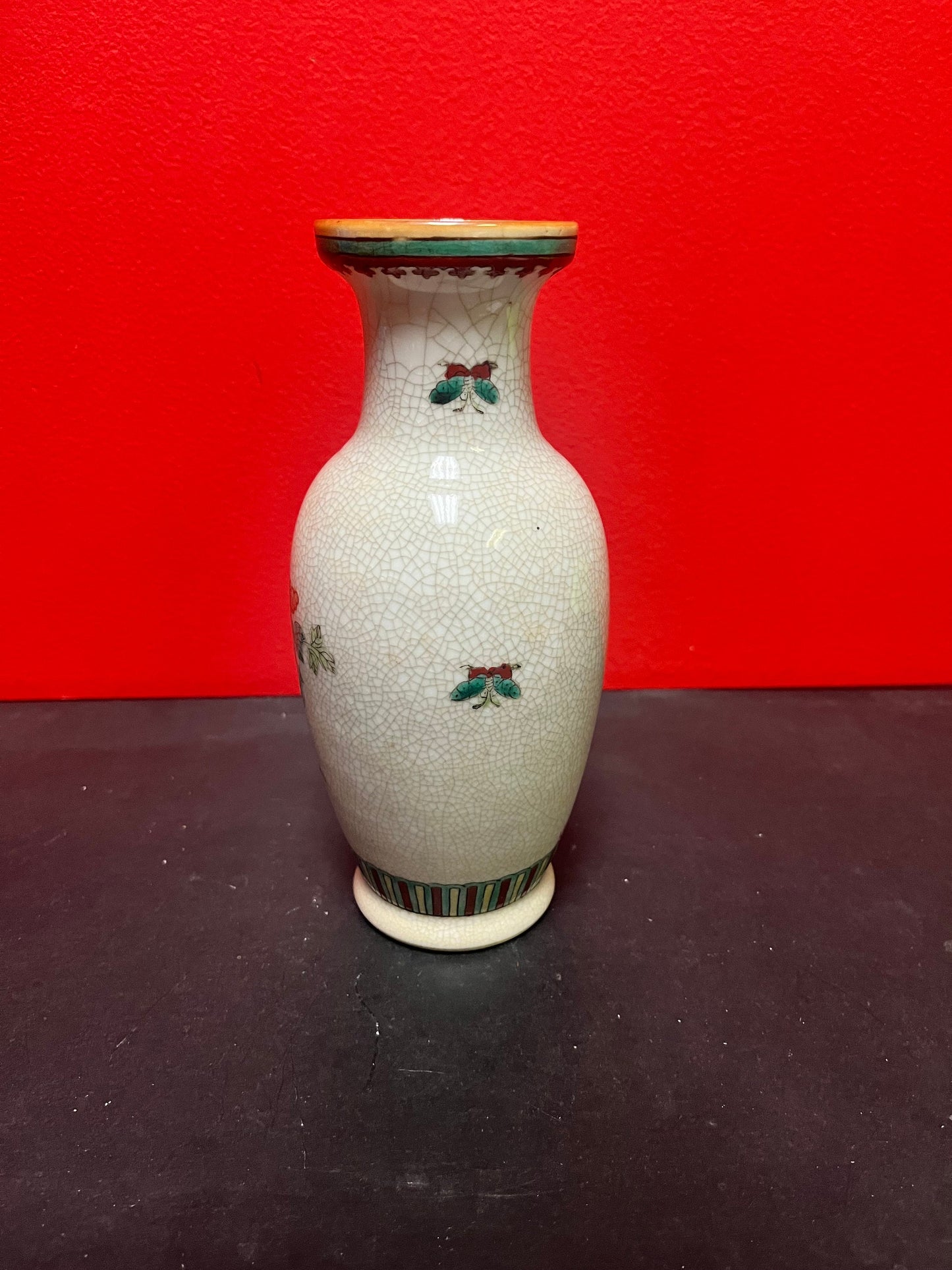 8 inch 19th century Chinese famille rose crackled porcelain vase  perfect condition