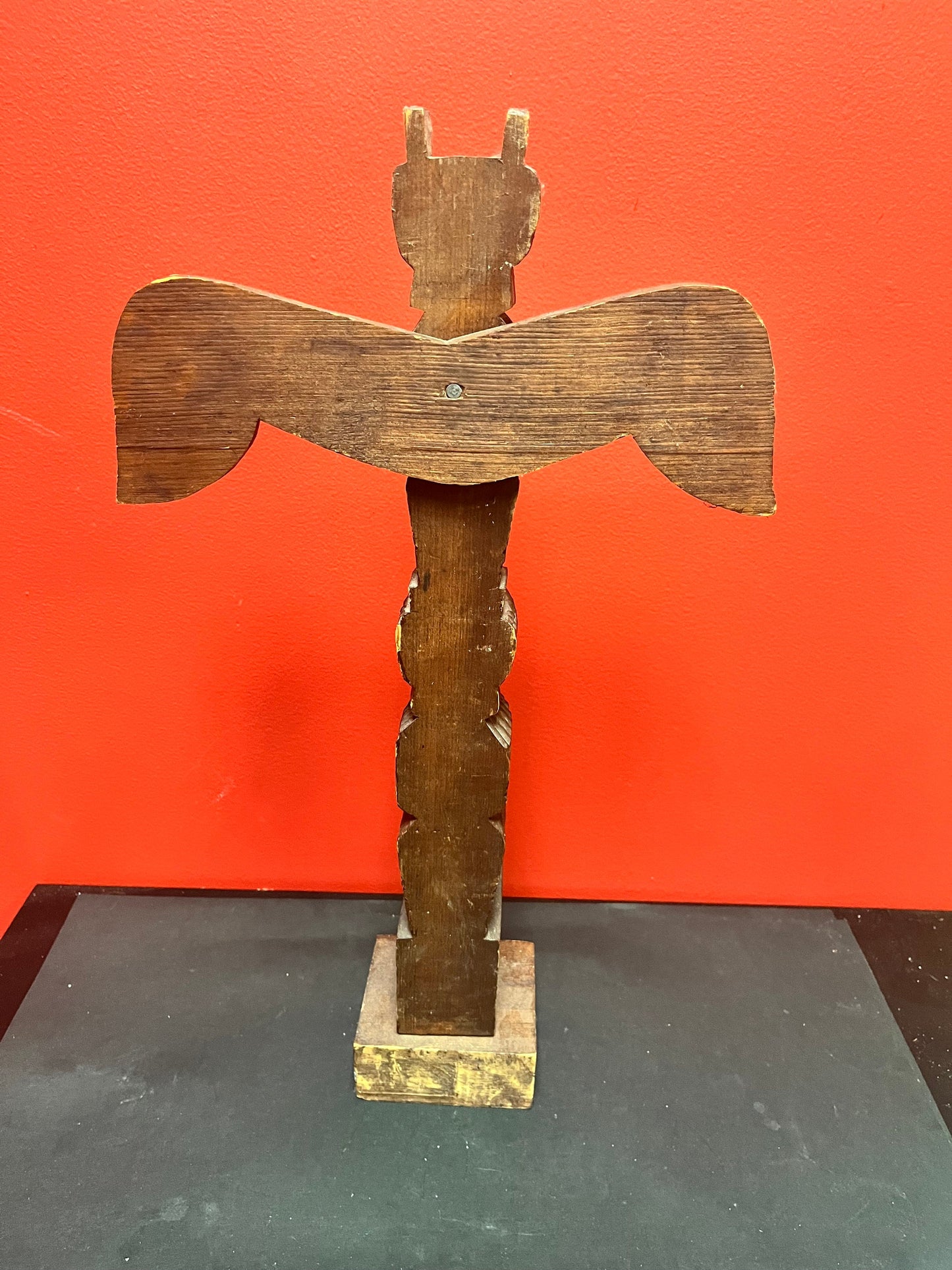 A Indigenous stunning 20 x 10 inches First Nations Pacific Northwest totem pole attributed to jimmy john 1876 - 1978 Nuuchah Nulth