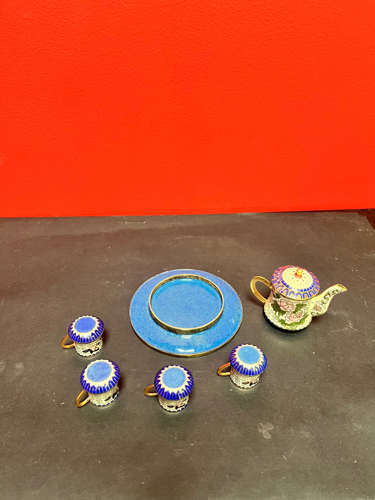 Six piece miniature cloisonné tea-set in mint condition  nice group  value priced