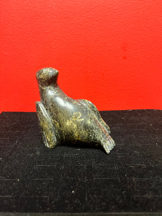 Lovely 5 inch Inuit indigenous, soapstone bird   tranquil beautiful peace