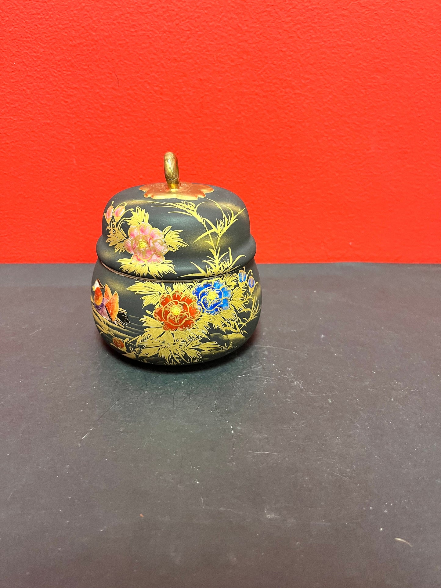 Antique Japanese Satsuma  stunning Japanese painted Satsuma lidded pot - 5 inches high and signed in mint condition
