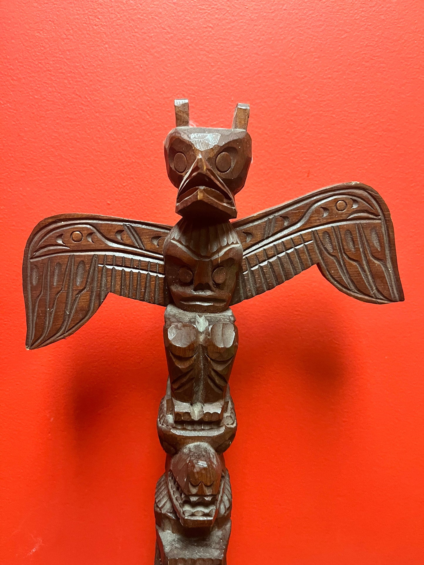 A Indigenous stunning 20 x 10 inches First Nations Pacific Northwest totem pole attributed to jimmy john 1876 - 1978 Nuuchah Nulth