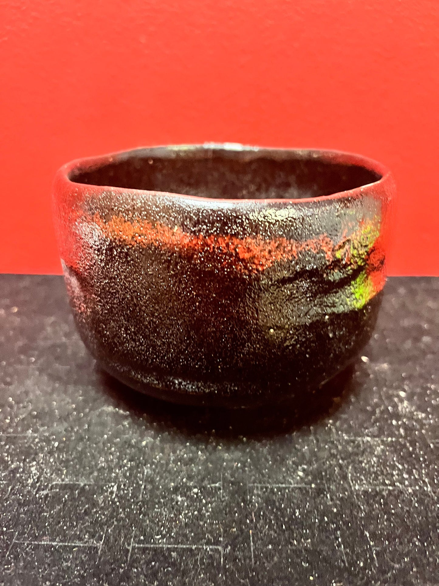 A  Fabulous 4.5 inch wide Canadian Japanese pottery  Wayne Ngan  perfect condition  certified by expert -