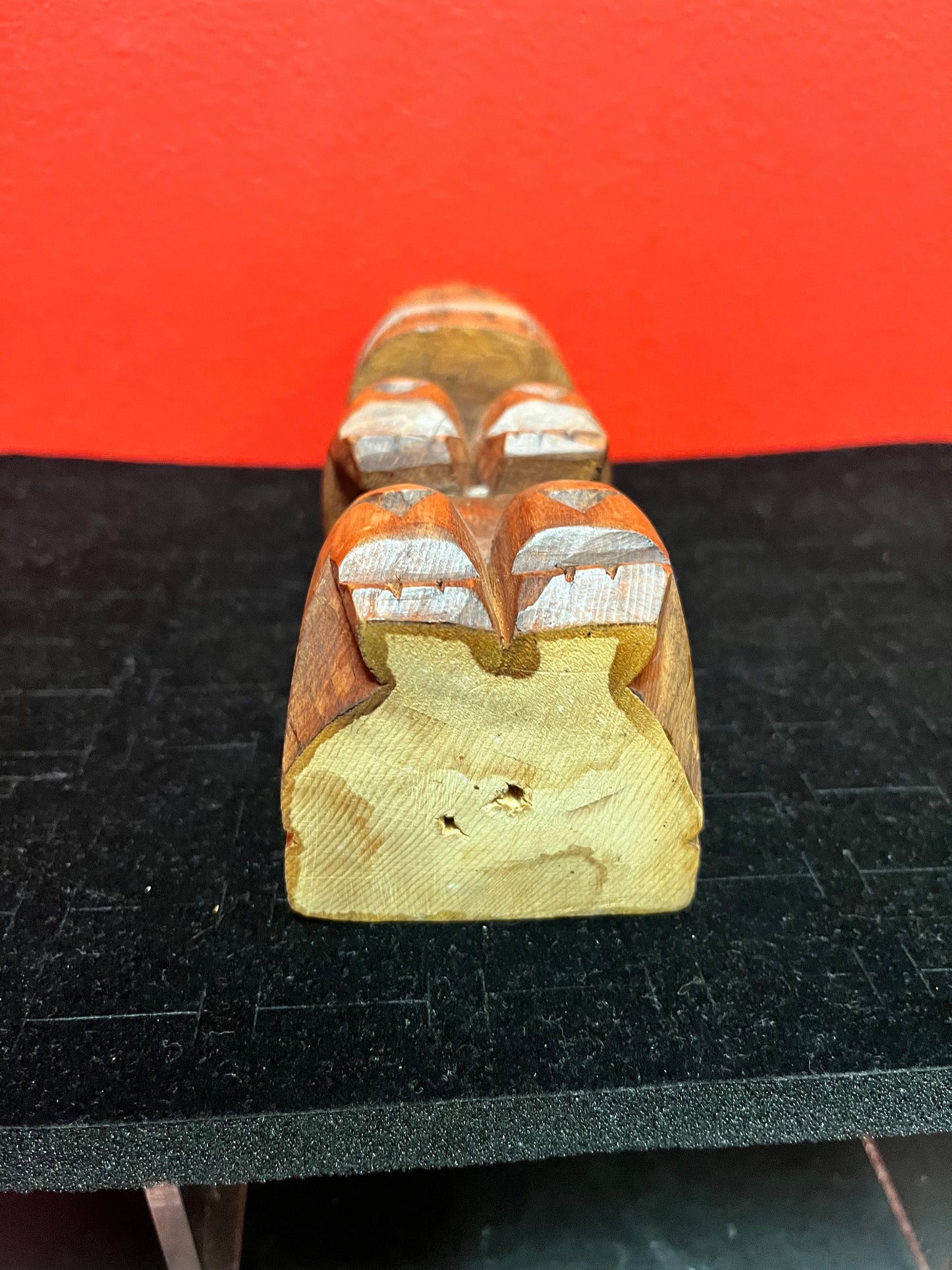 Fabulous 8 inch tall well detailed unsigned indigenous first nations northwest coast  cedar bear statue