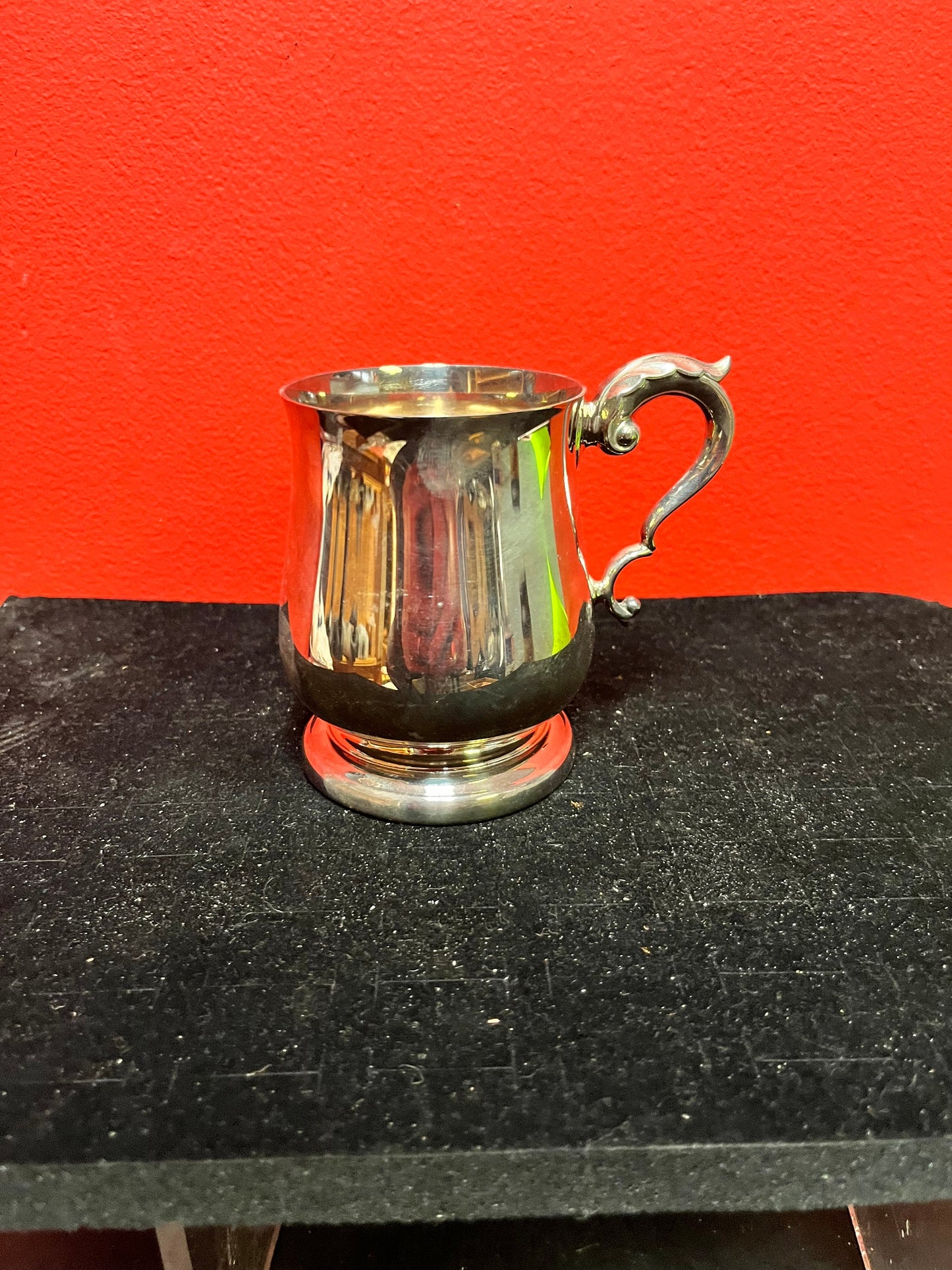 Lovely 4 inch high silver plated English mug - great gift