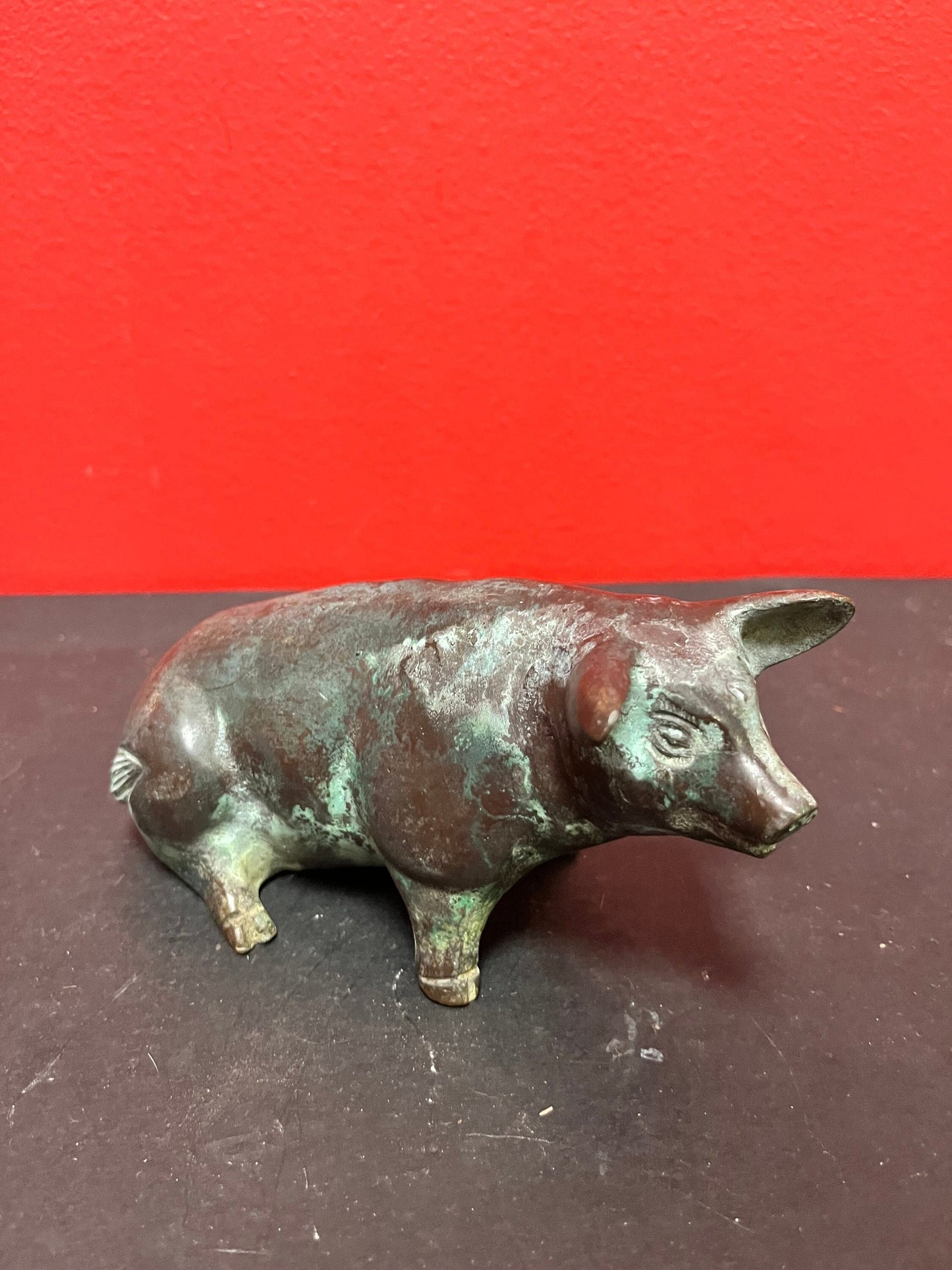 Fabulous 6 inch long bronze piggy   amazing patina