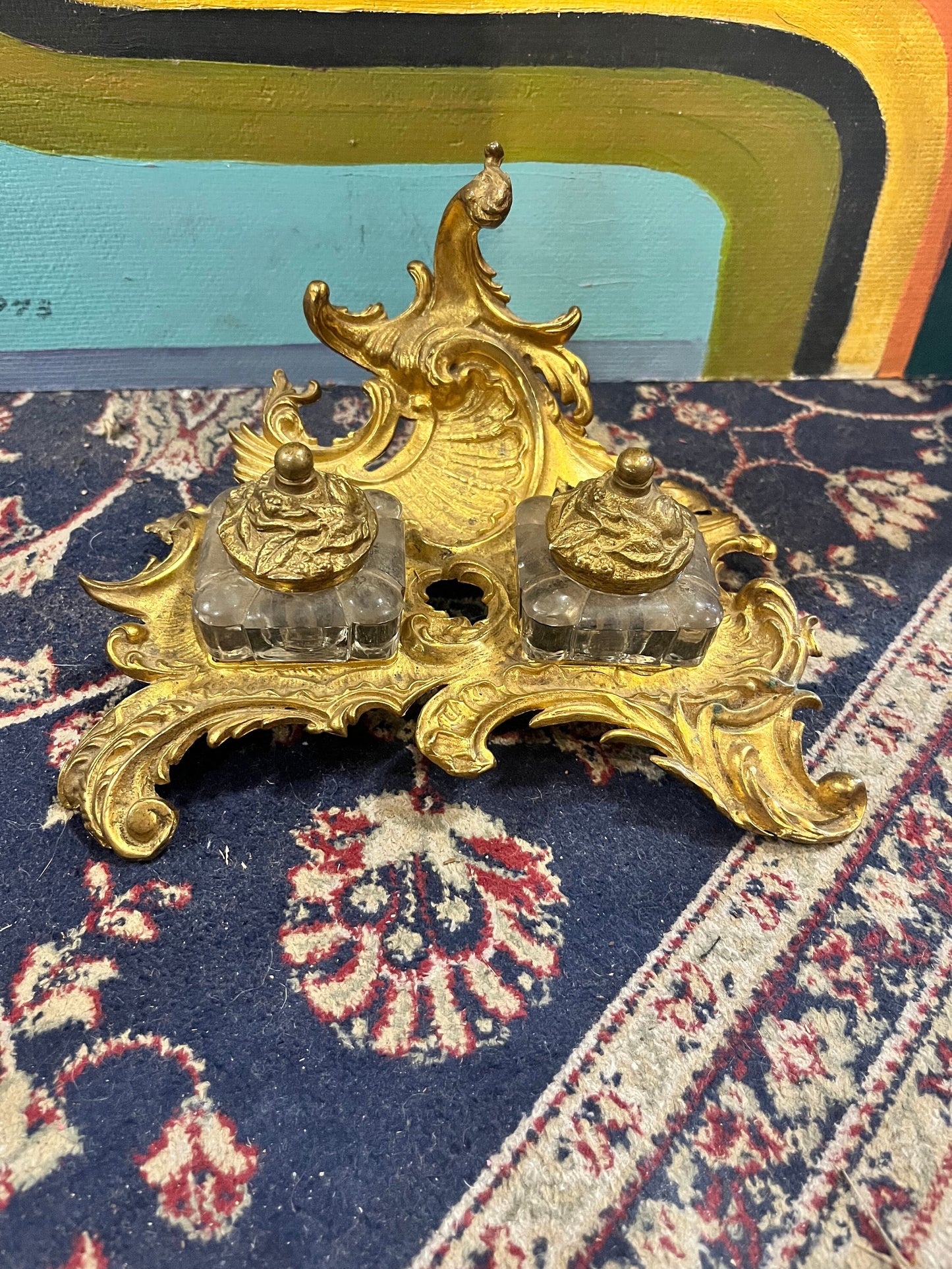 A  Stunning English antique art nouveau brass and crystal inkwell in mint condition  percent condition  8 x 6 x 4 hig