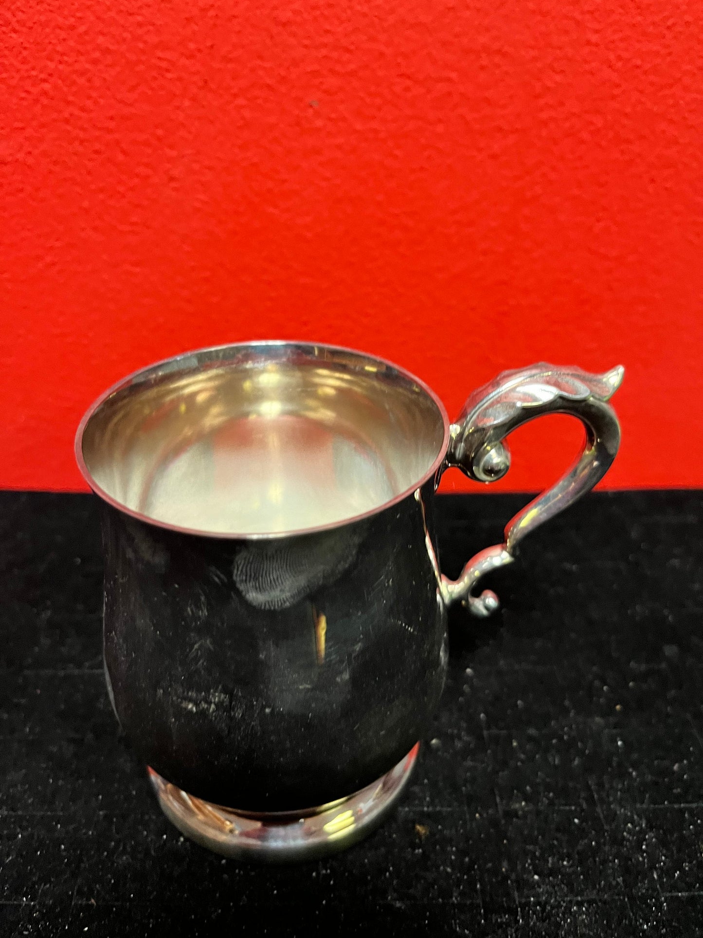 Lovely 4 inch high silver plated English mug - great gift