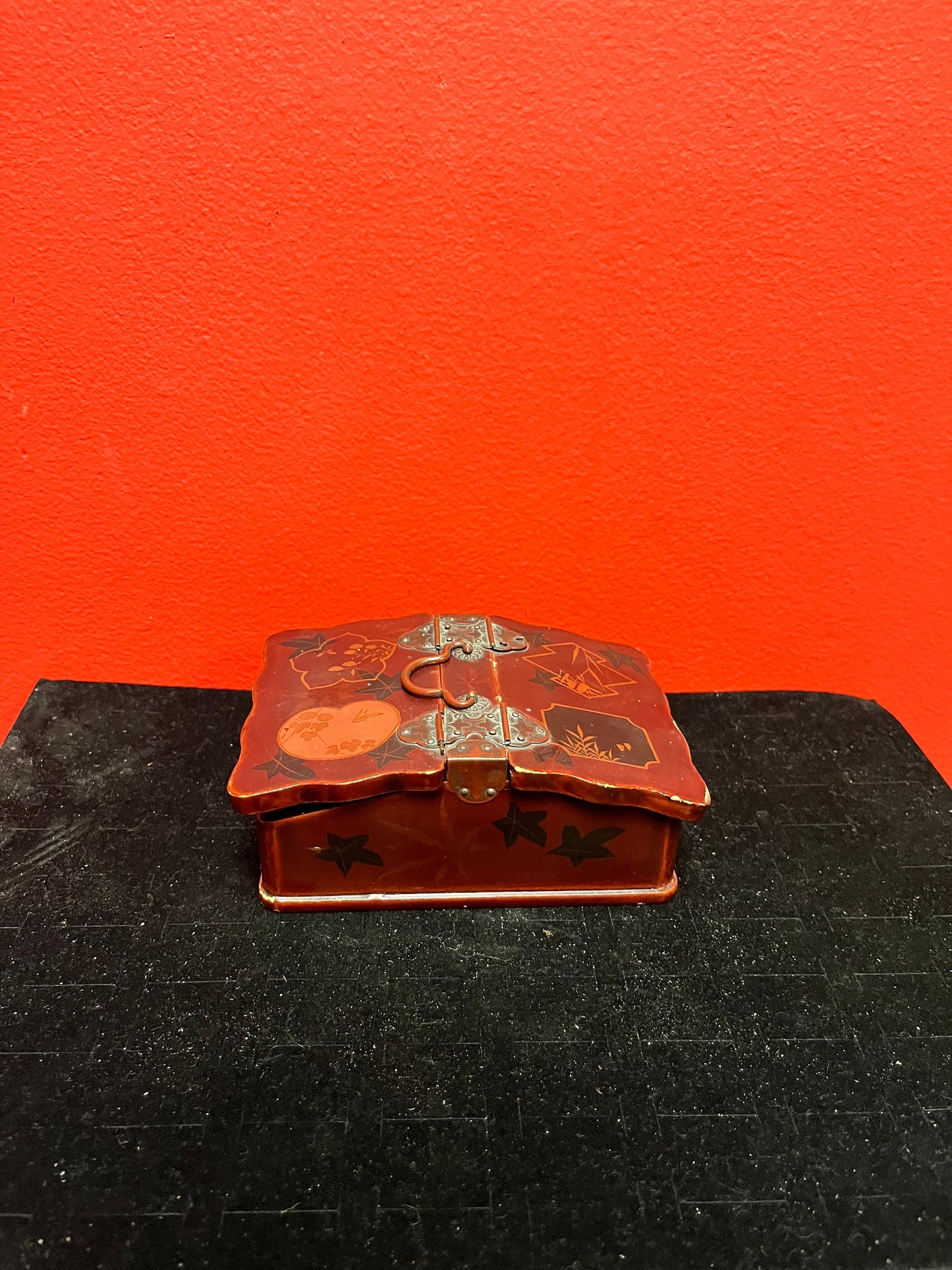 A Lovely Japanese lacquer  and bronze 4 x 3 x 2 high hand decorated box  Asian antique beauty