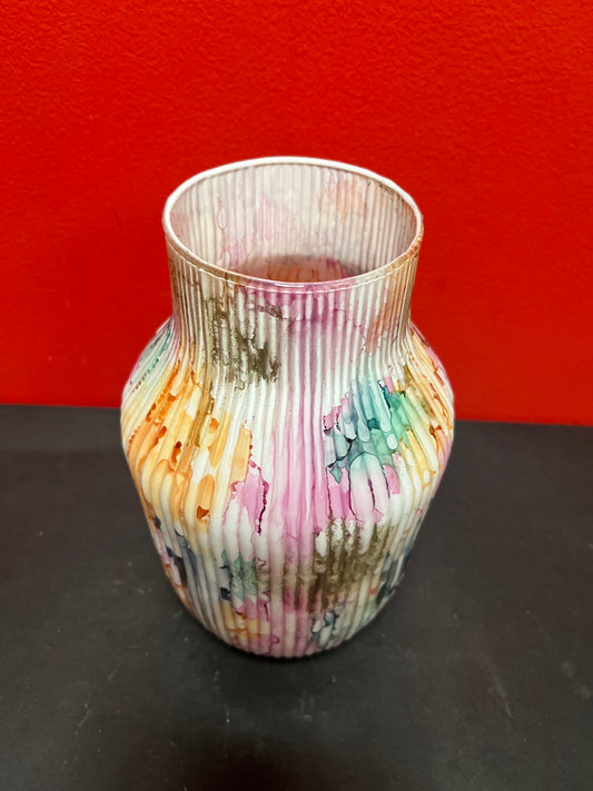 Fabulous 9 inch tall European style handblown glass vase   perfect condition