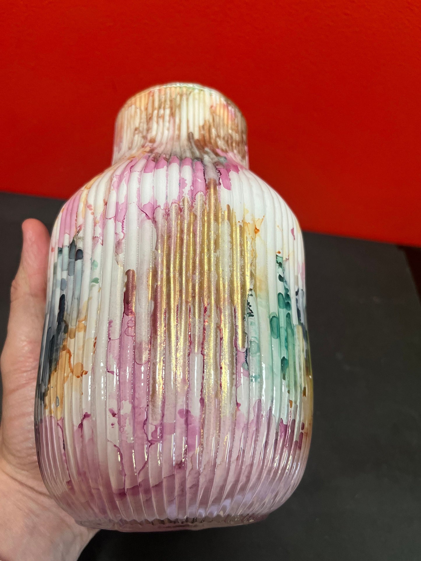 Fabulous 9 inch tall European style handblown glass vase   perfect condition