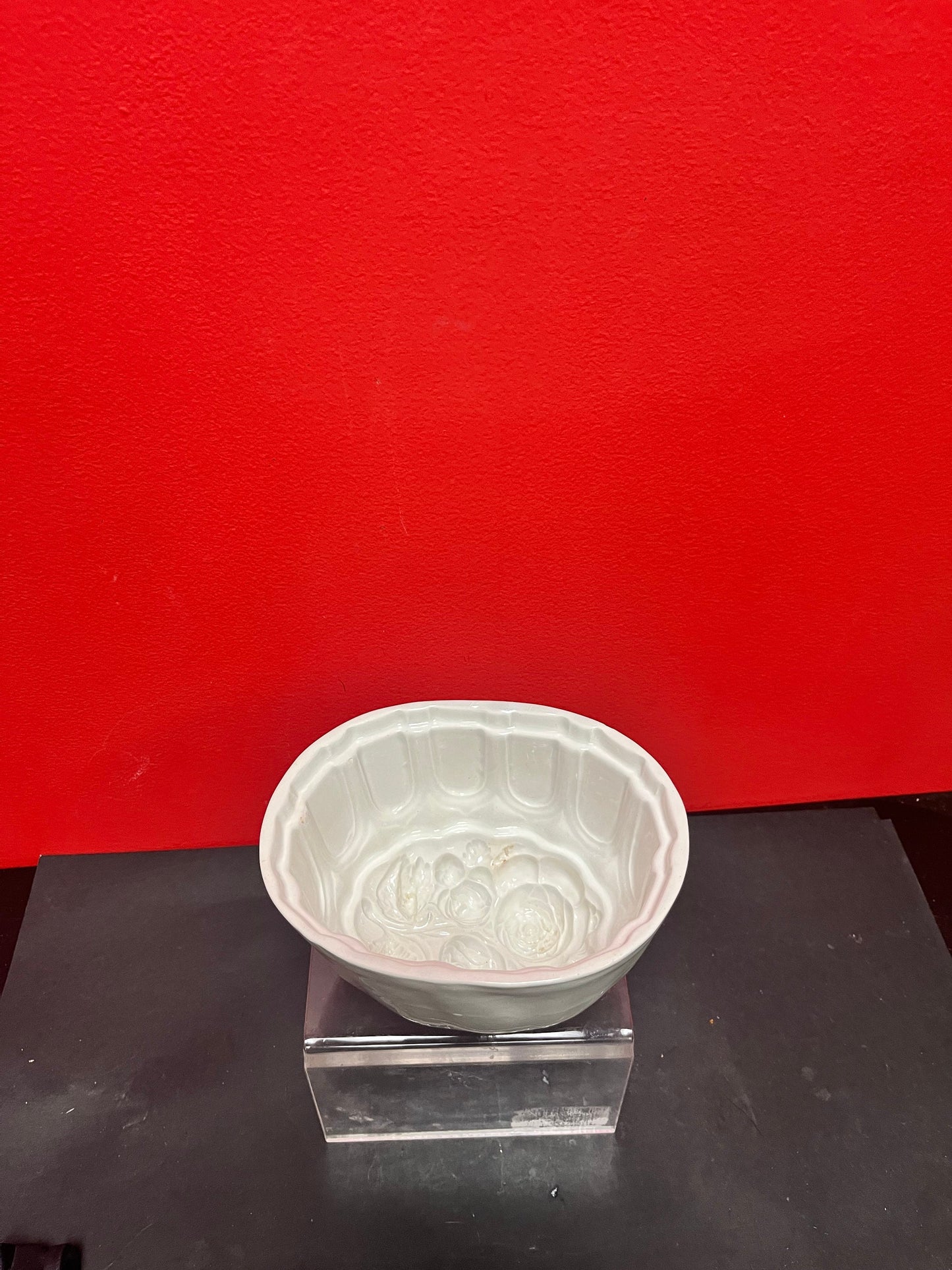 Lovely antique English 7 x 5 by 4 inch high rose jelly mould in perfect condition  great of culinary history  wonderful gift