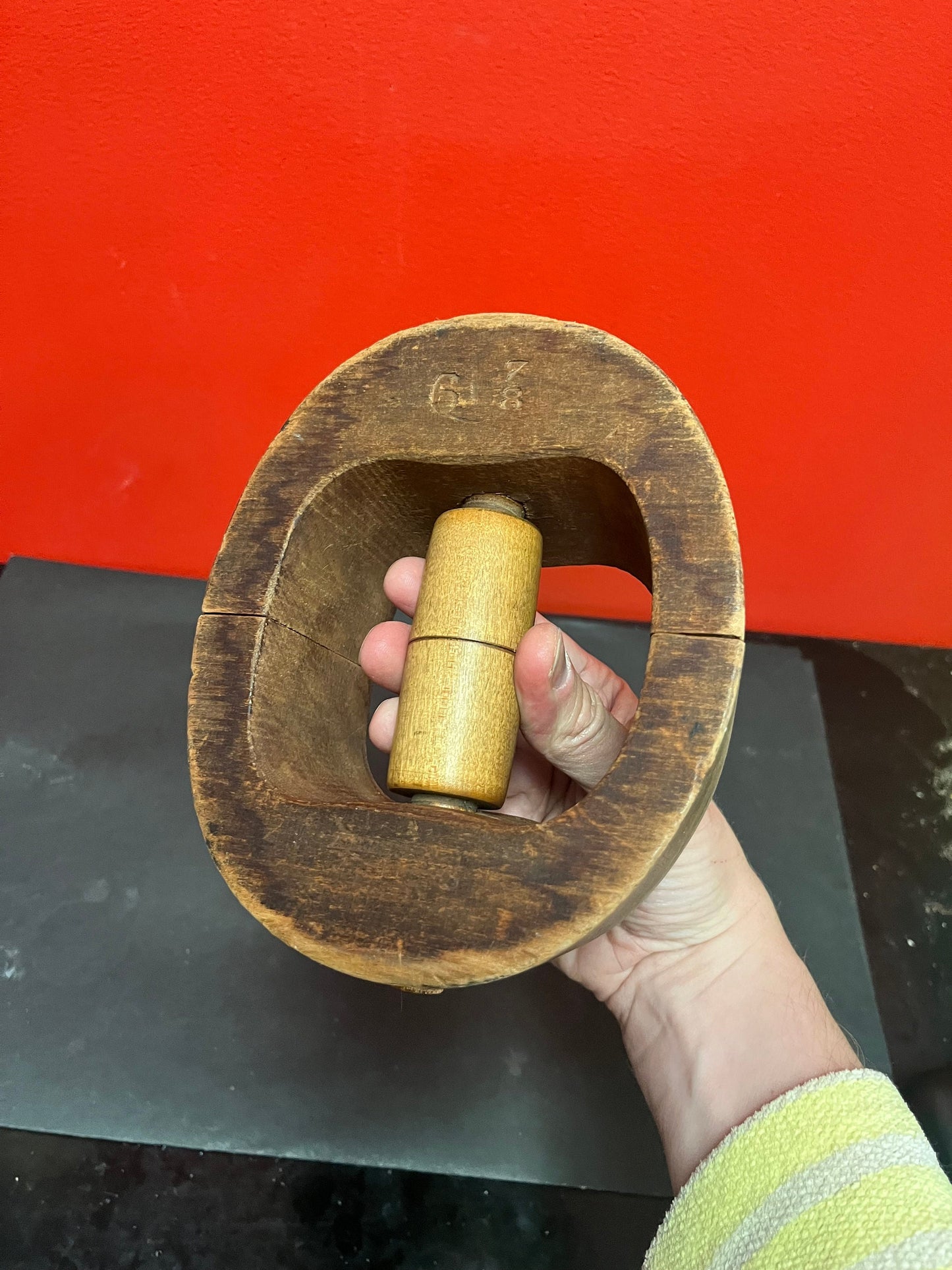 A  Lovely antique 7 x 6 x 3 high wooden hat stretcher   very unusual and cool  good value