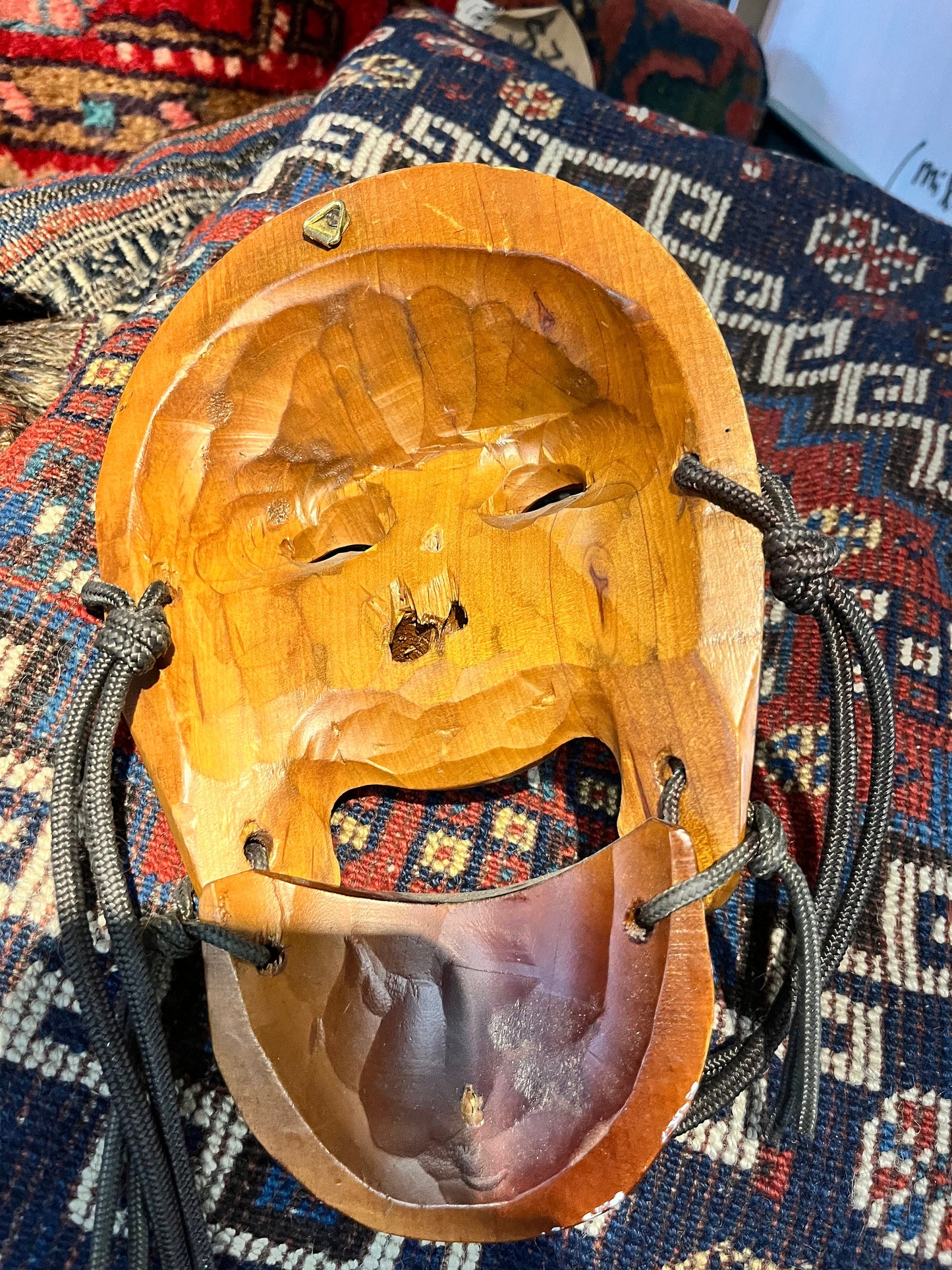 Vintage Korean drama mask   wooden  cool  10 x 6 wide