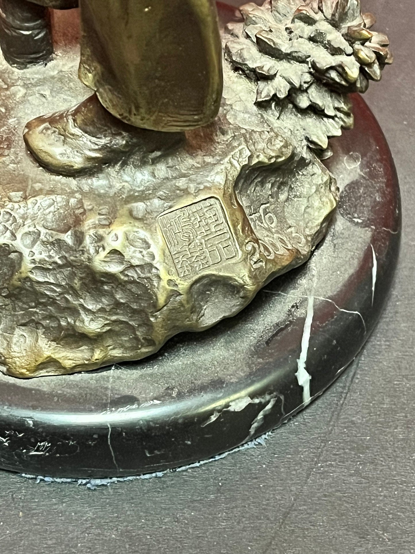 Stunning 12 inch tall bronze, Chinese signed statue of a lady  Asian beauty  Great detail  Value priced