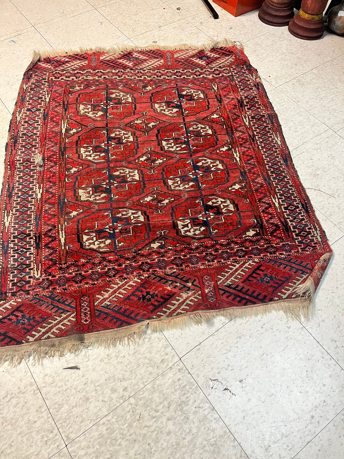 Lovely antique 48 x 37 Persian rug   great quality and would look good in kitchen  fabulous colours