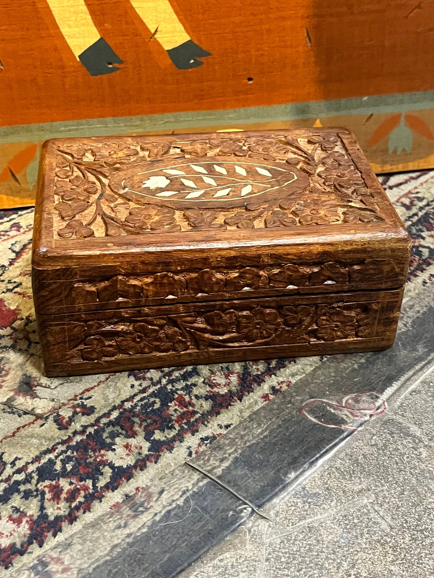 Lovely Indian 6 x 4 x 2 1/2 high wooden box  Classic and beautiful