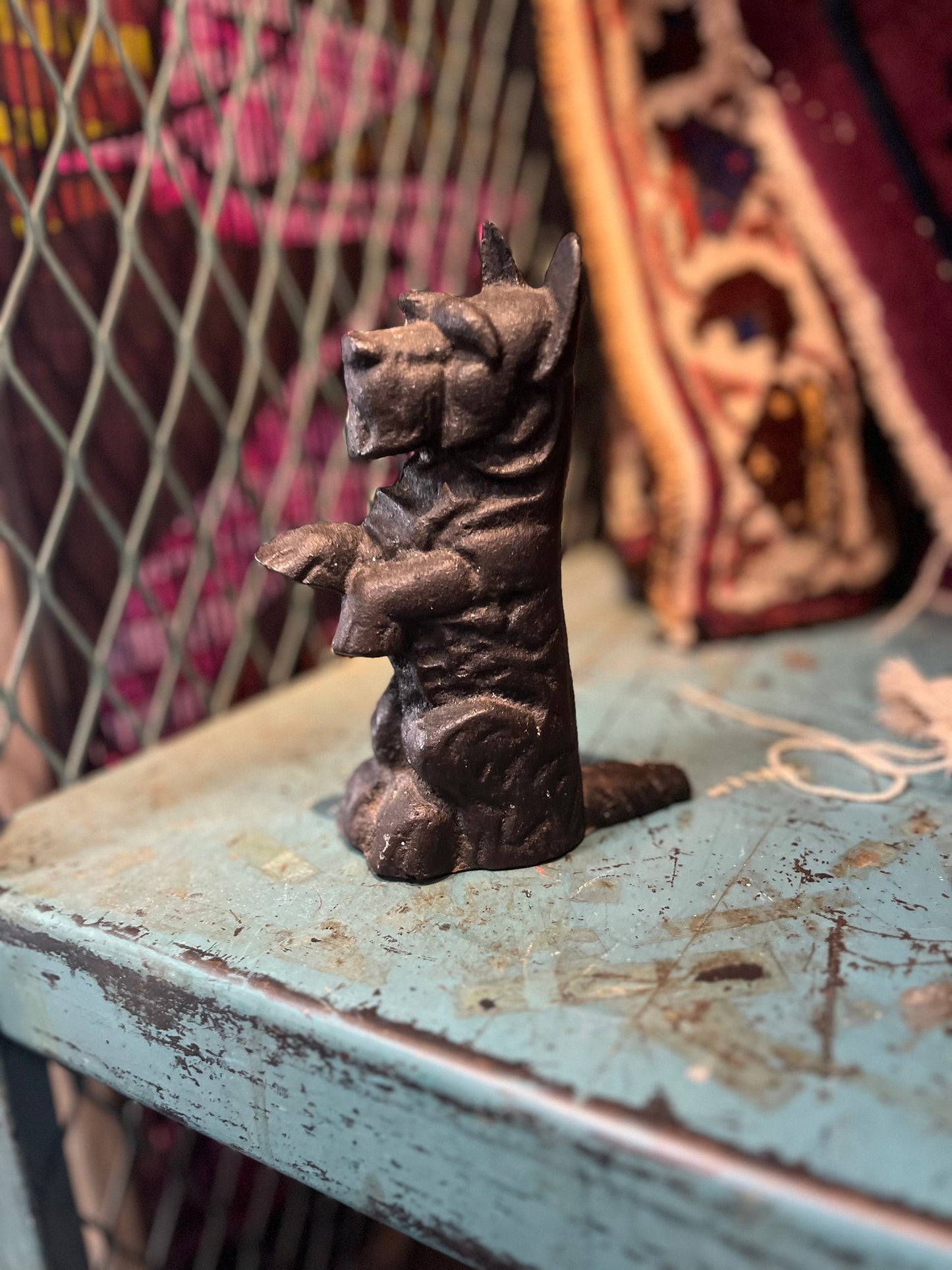 Antique 7 x 4 1/2  cast-iron heavy Scotty doorstop - great quality and value priced