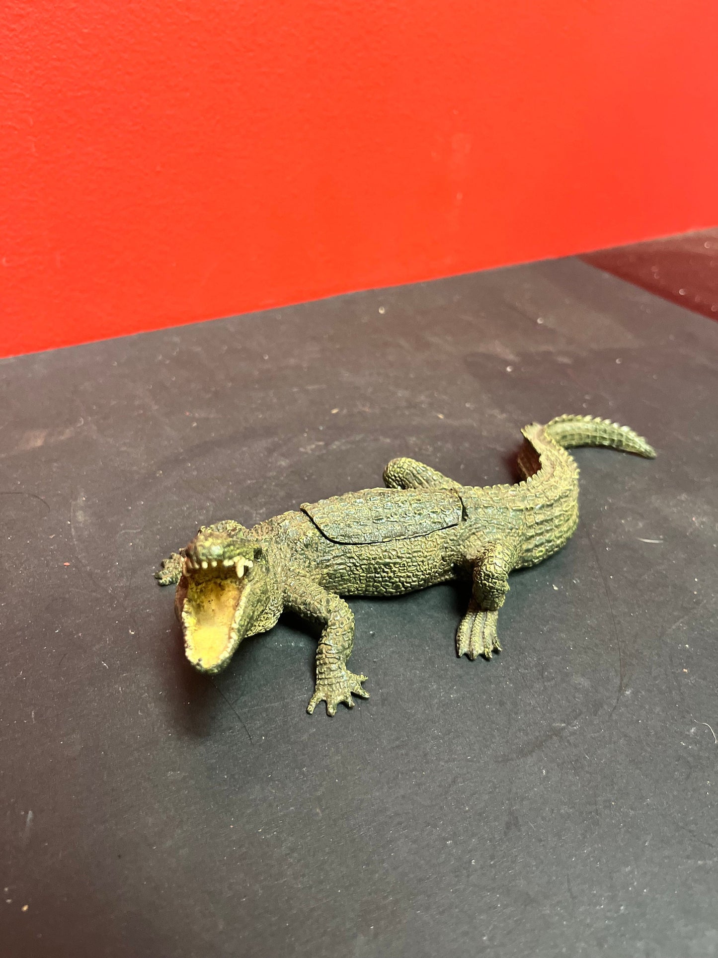 Stunning Franz Bergman signed Austrian cold painted bronze alligator  8 inches long  amazing condition and patina wow