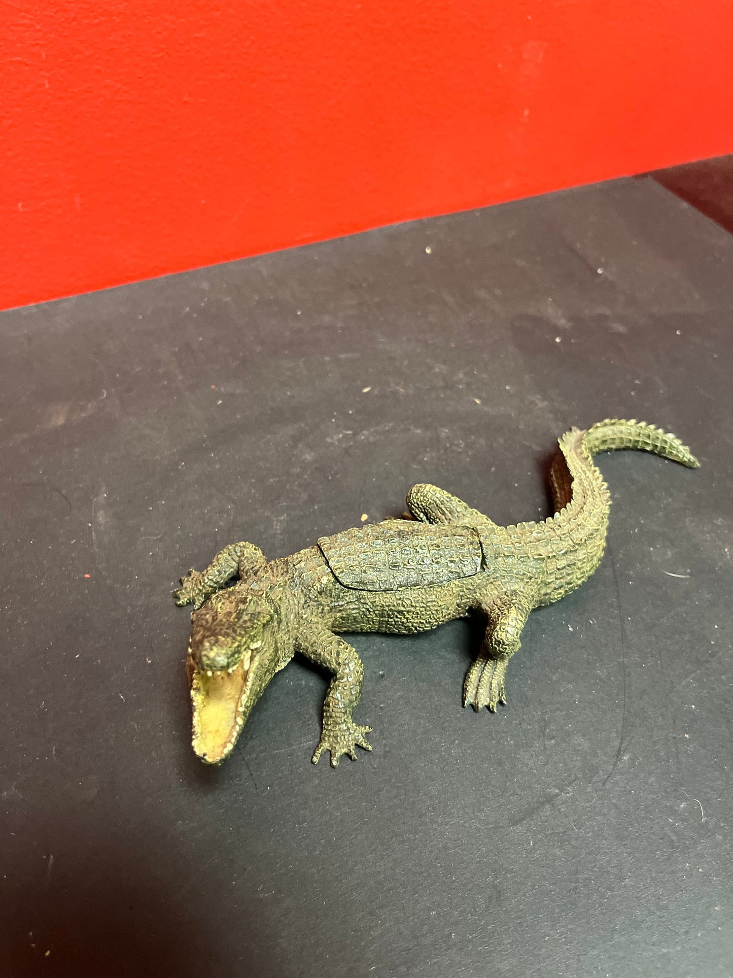 Stunning Franz Bergman signed Austrian cold painted bronze alligator  8 inches long  amazing condition and patina wow