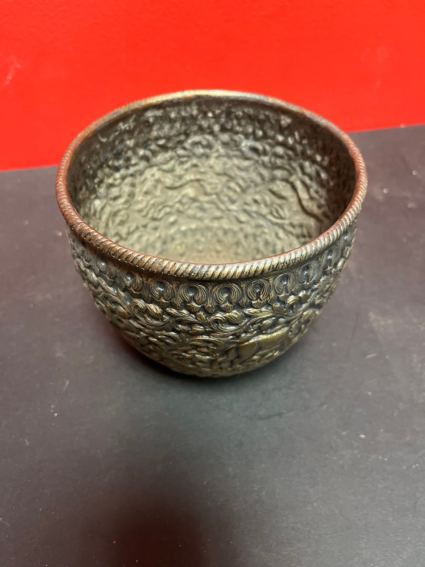 5 x 5.5 brass on silver plate plant pot  Indian raj silver  amazing detail and imagery  wow