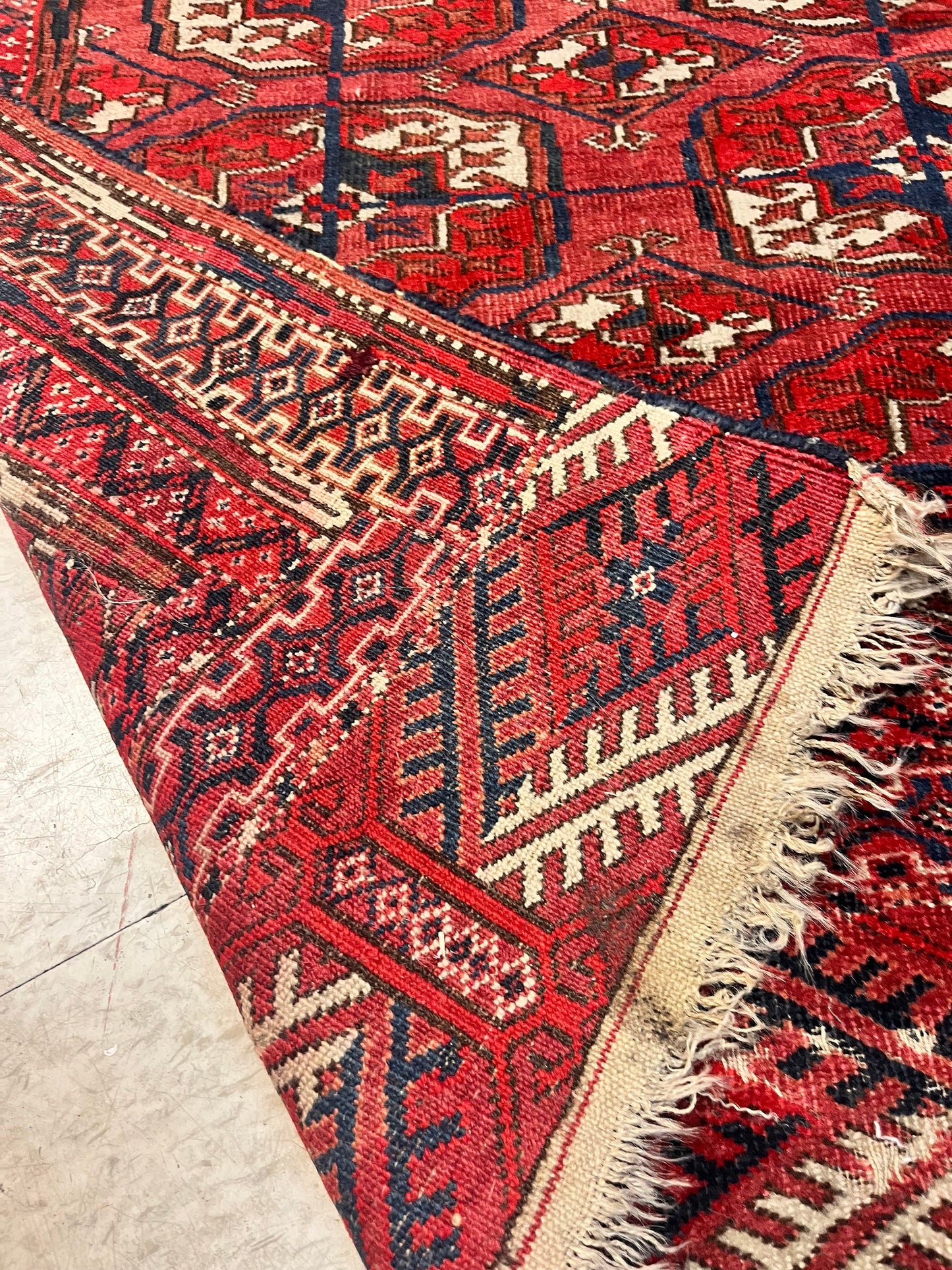 Lovely antique 48 x 37 Persian rug   great quality and would look good in kitchen  fabulous colours