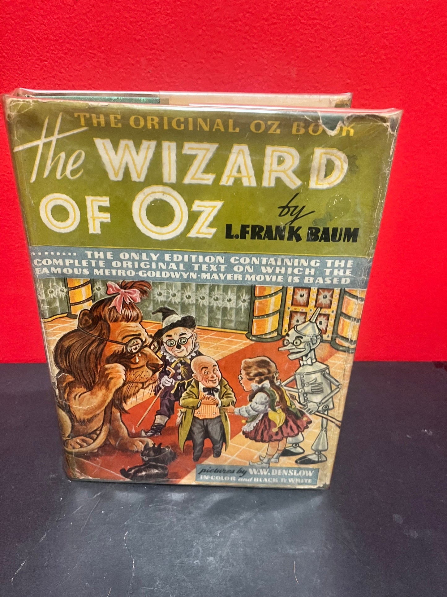 The new Wizard of Oz by L.Frank Baum  first edition  USA  1939  amazing book   good condition and perfect gift