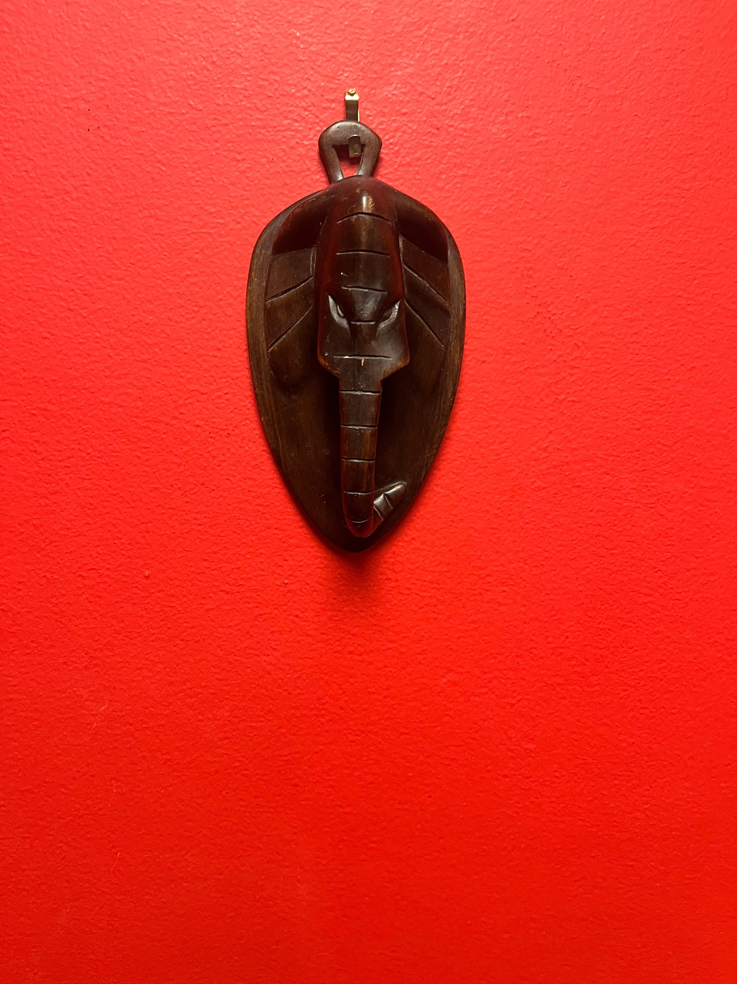 Beautiful 7 inch tall, African ebony elephant mask plaque  good condition - African elephant