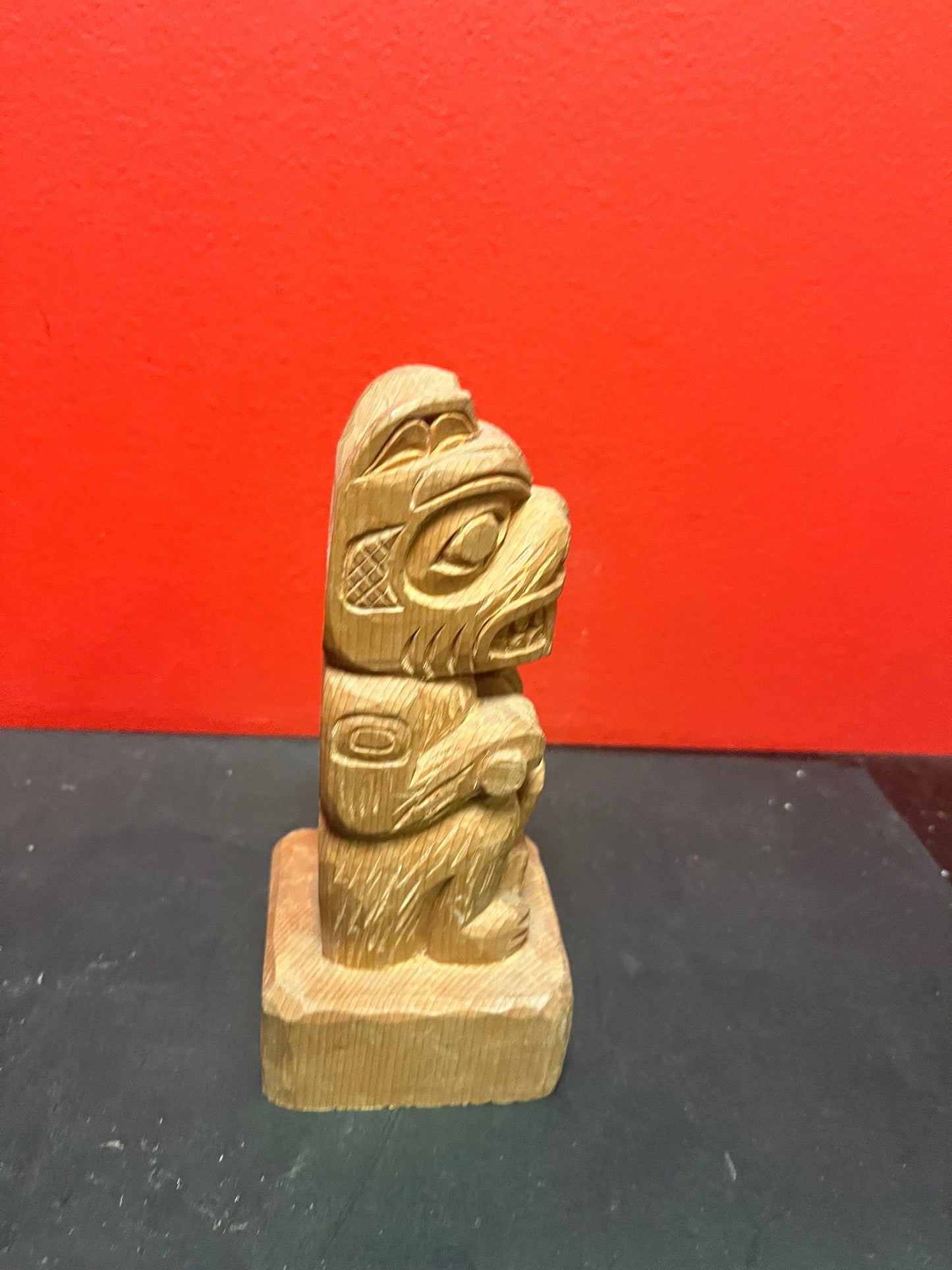 7 inch tall indigenous first nations Pacific Northwest Coast Cedar Beaver totem   unsigned with good detail