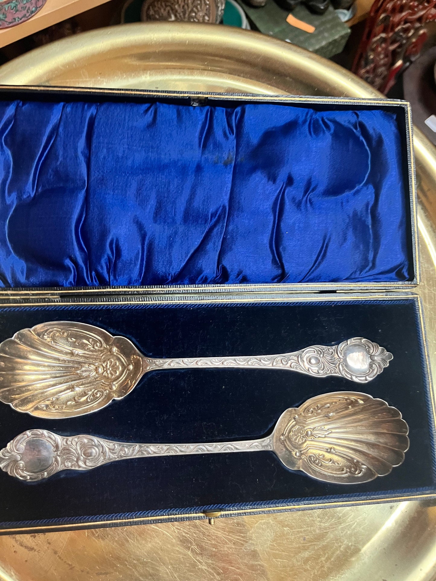 Lovely pair heavy English 9 inch long silver plated berry spoons in box  wonderful gift