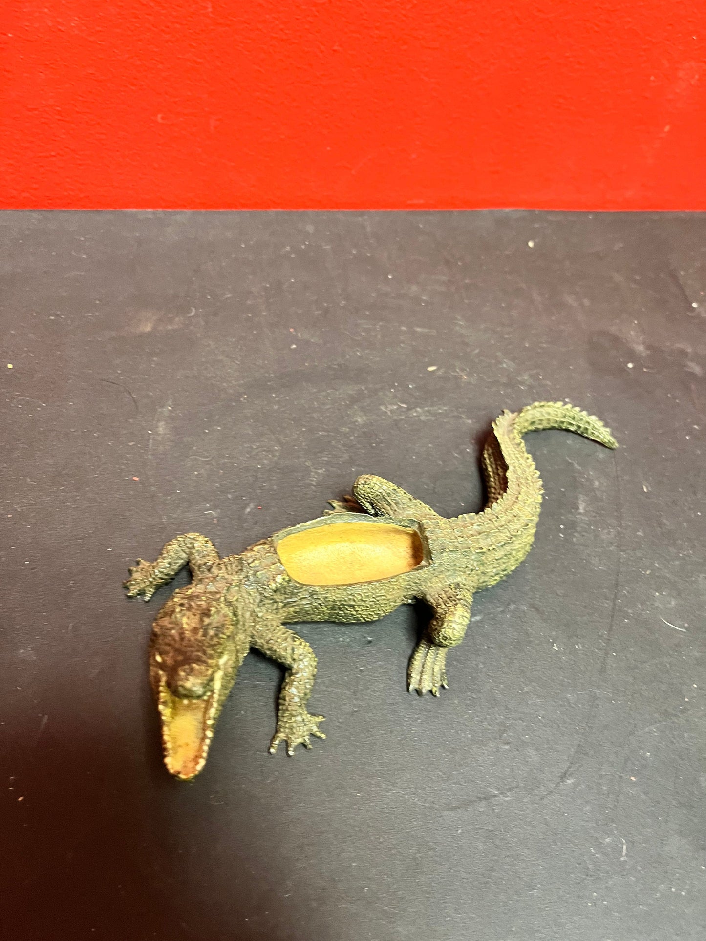 Stunning Franz Bergman signed Austrian cold painted bronze alligator  8 inches long  amazing condition and patina wow