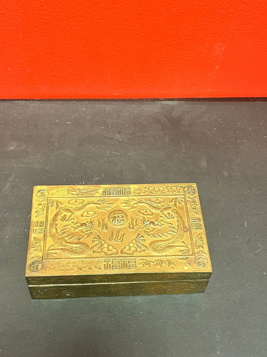 Fabulous 6 x 4 x 2 high antique Chinese brass box with dragons   wood lined  lovely patina  great gift